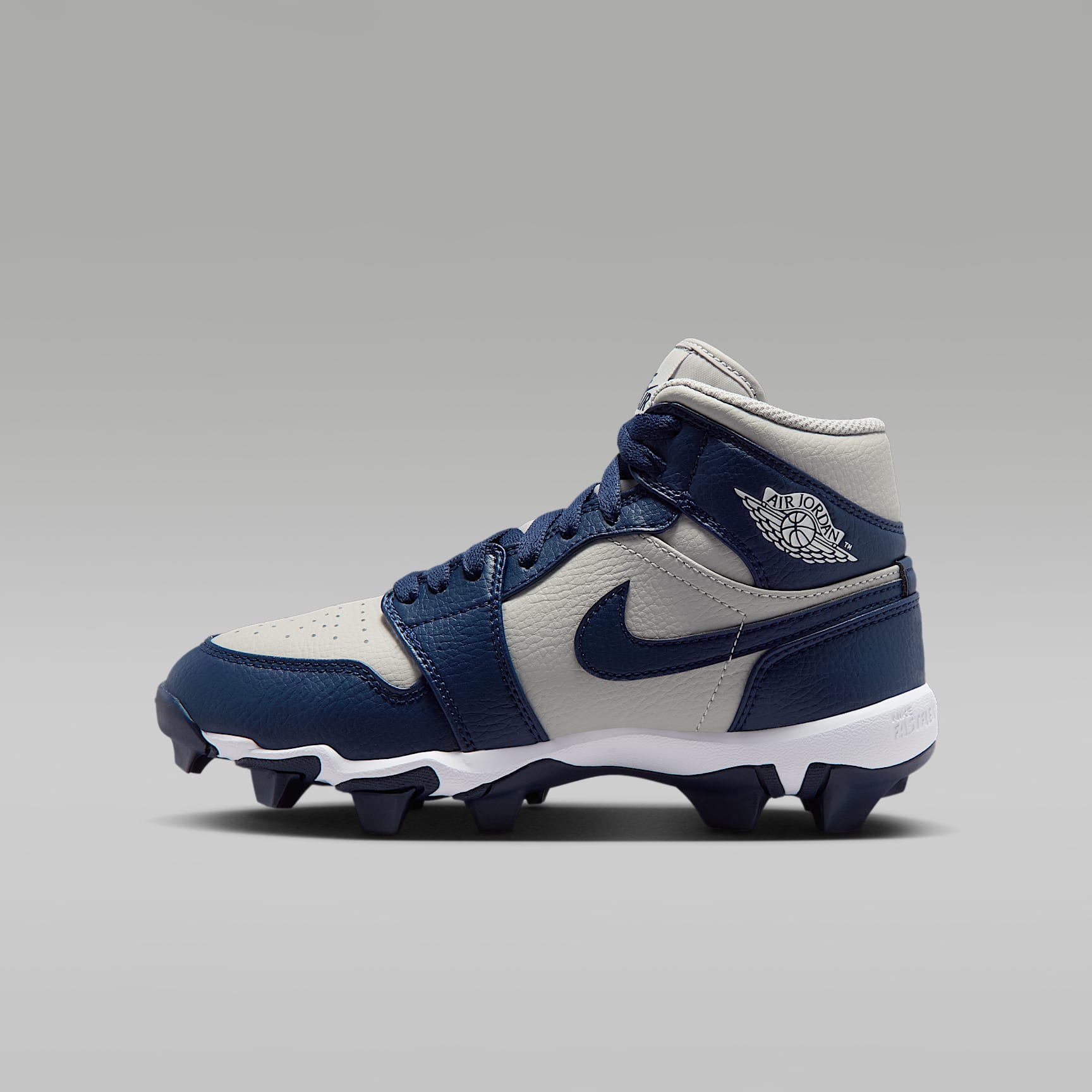 Jordan 1 Mid Little/Big Kids' Cleats