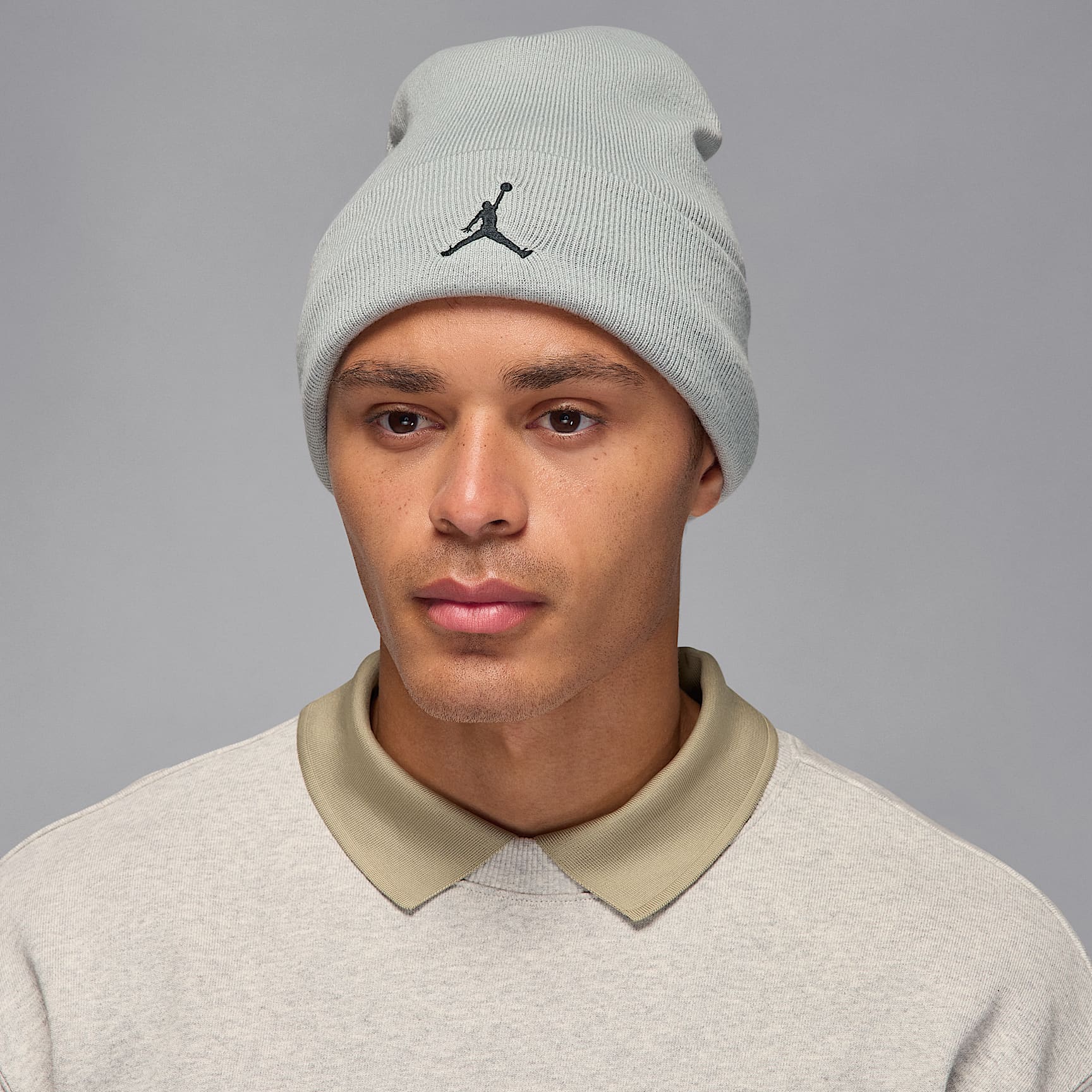 Jordan Peak szaténnal bélelt beanie sapka