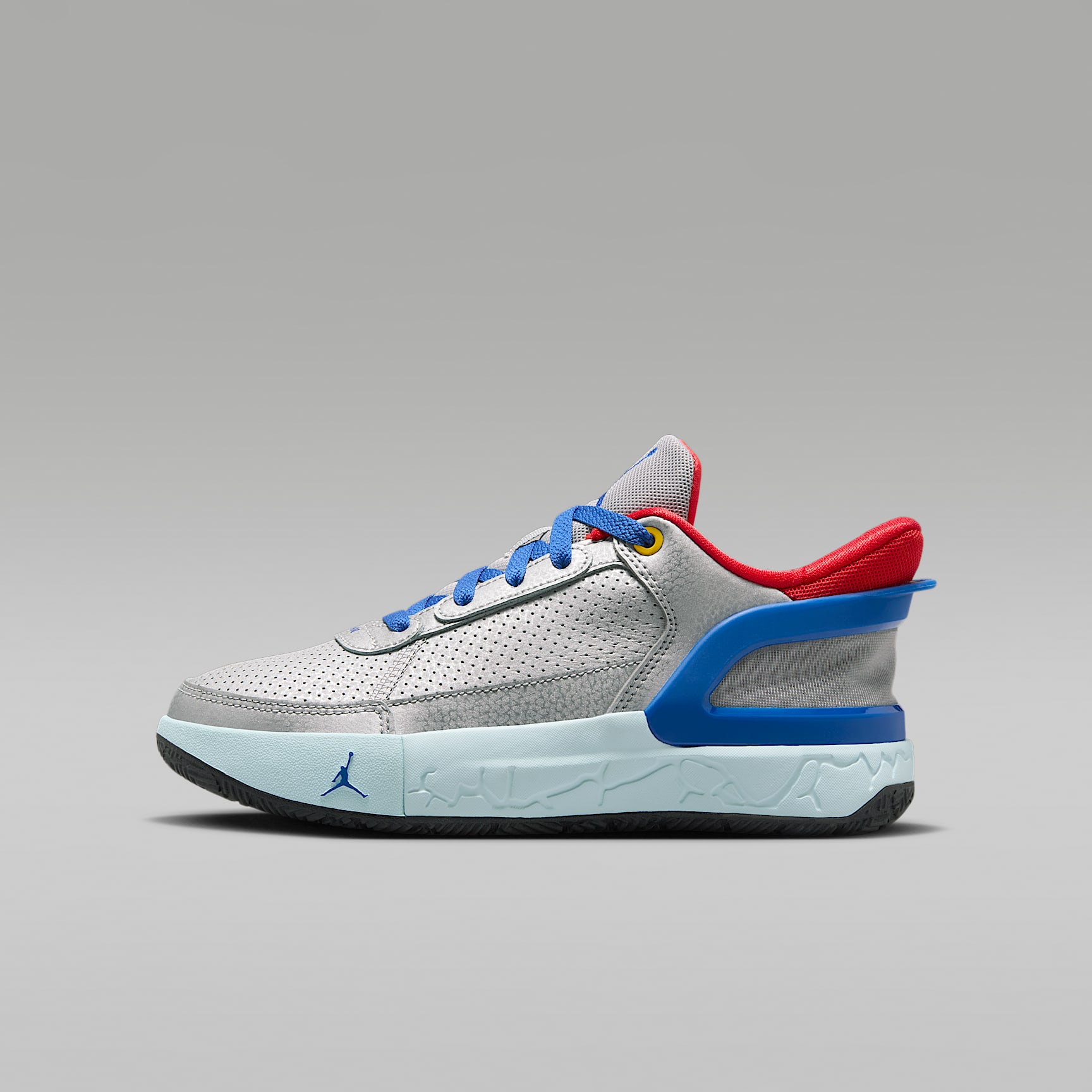 รองเท้าเด็กโต Jordan DAY1 EO