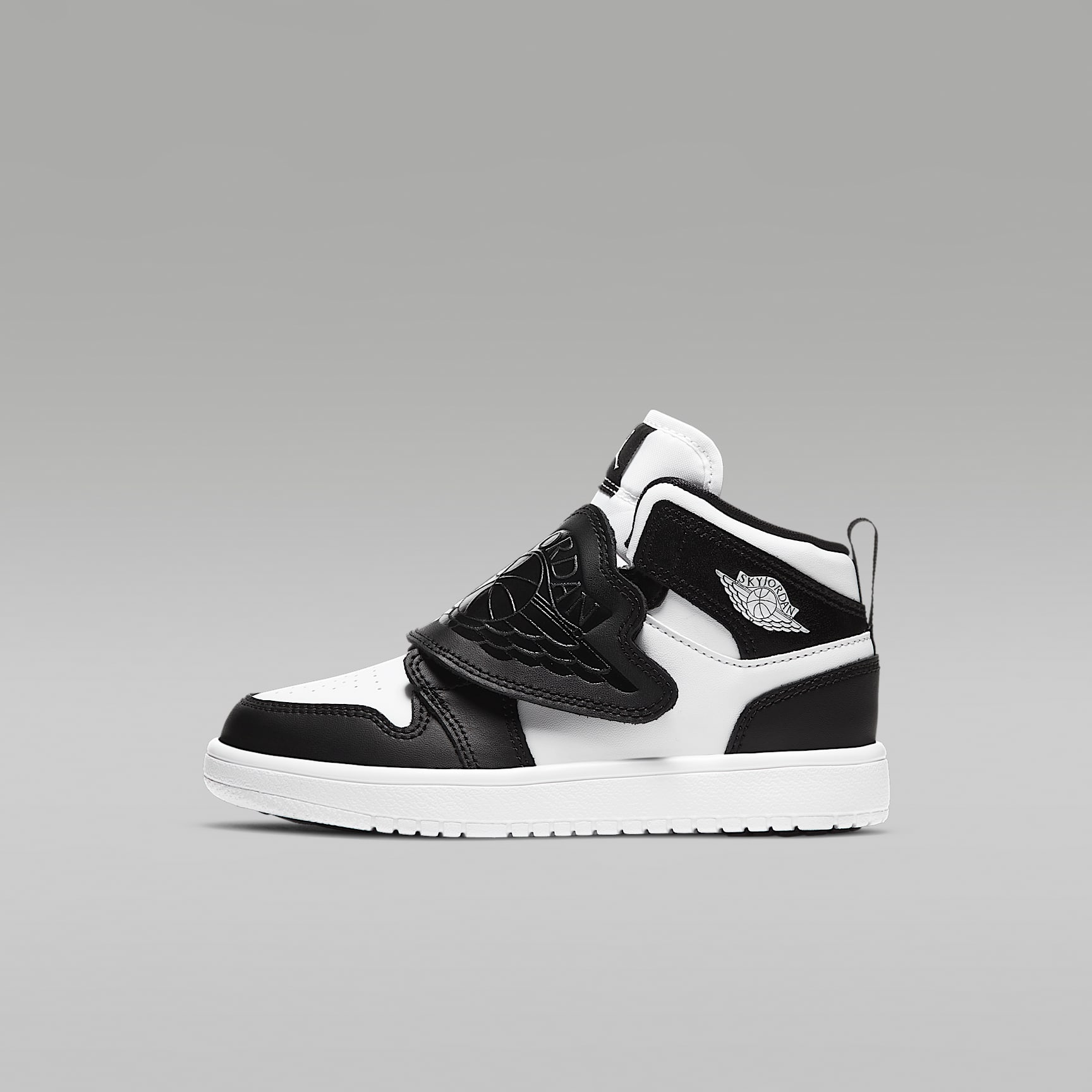 Sky Jordan 1 Younger Kids' Shoe