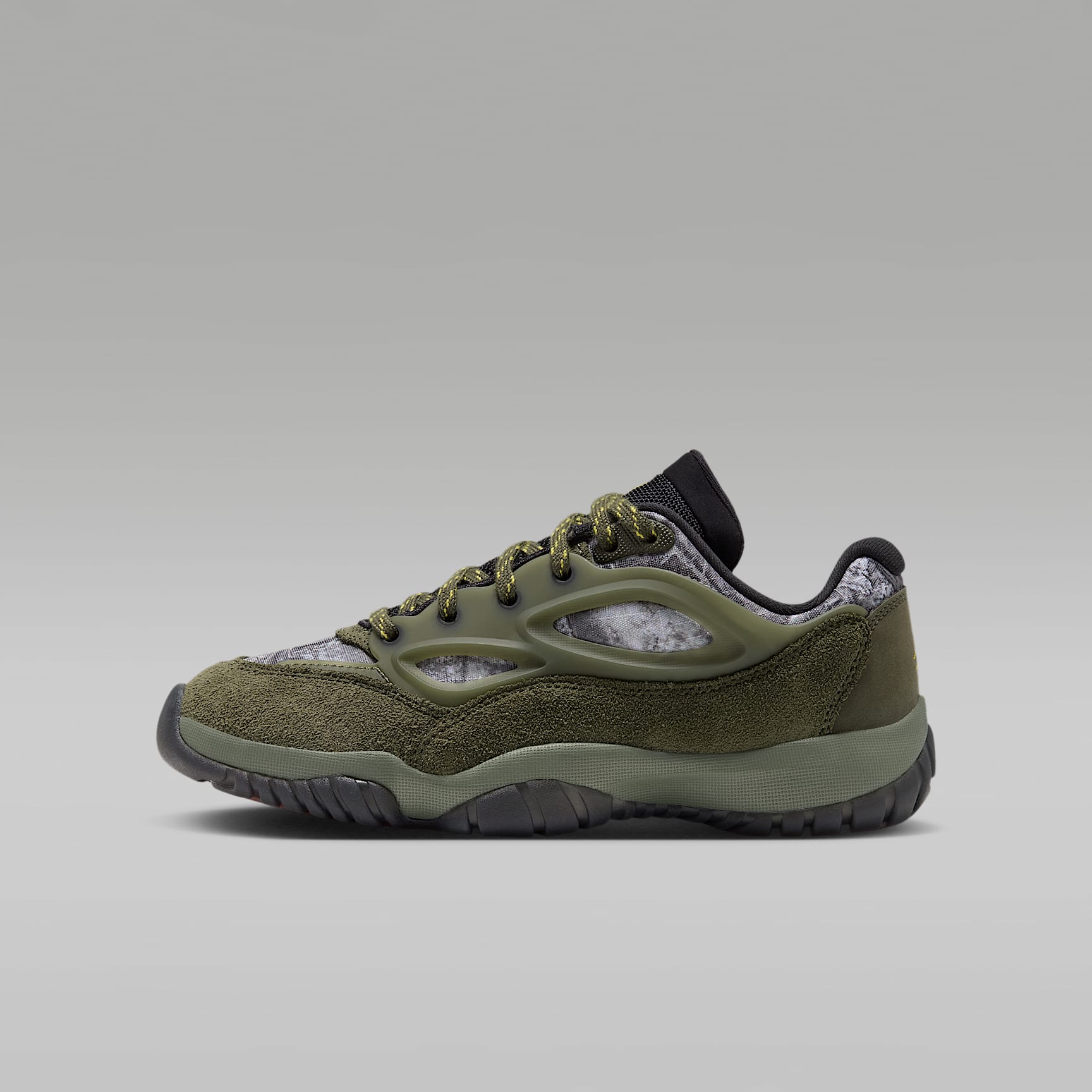Jordan DMSN 95 Realtree Big Kids' Shoes