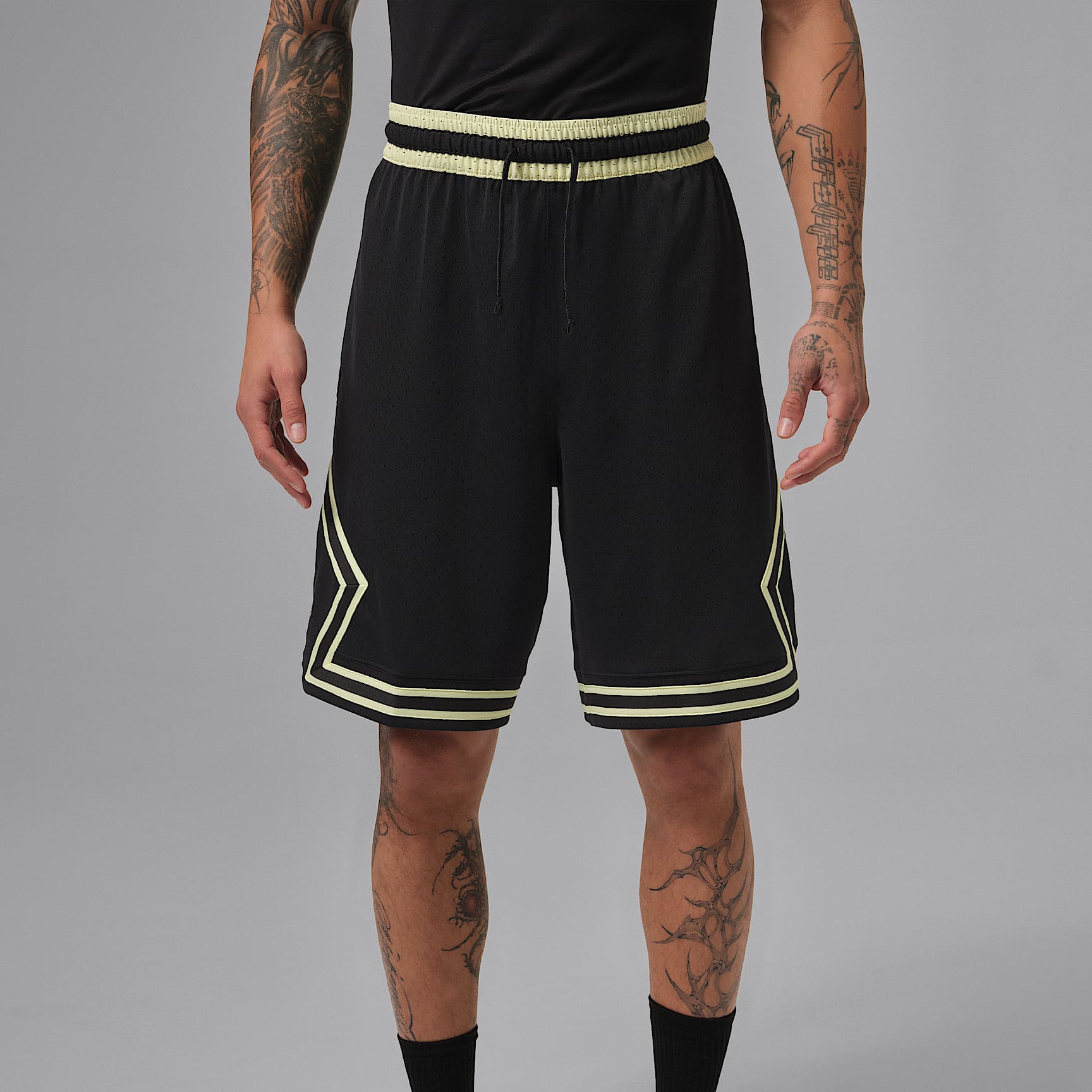 Jordan Sport Men's Dri-FIT 9" Diamond Shorts