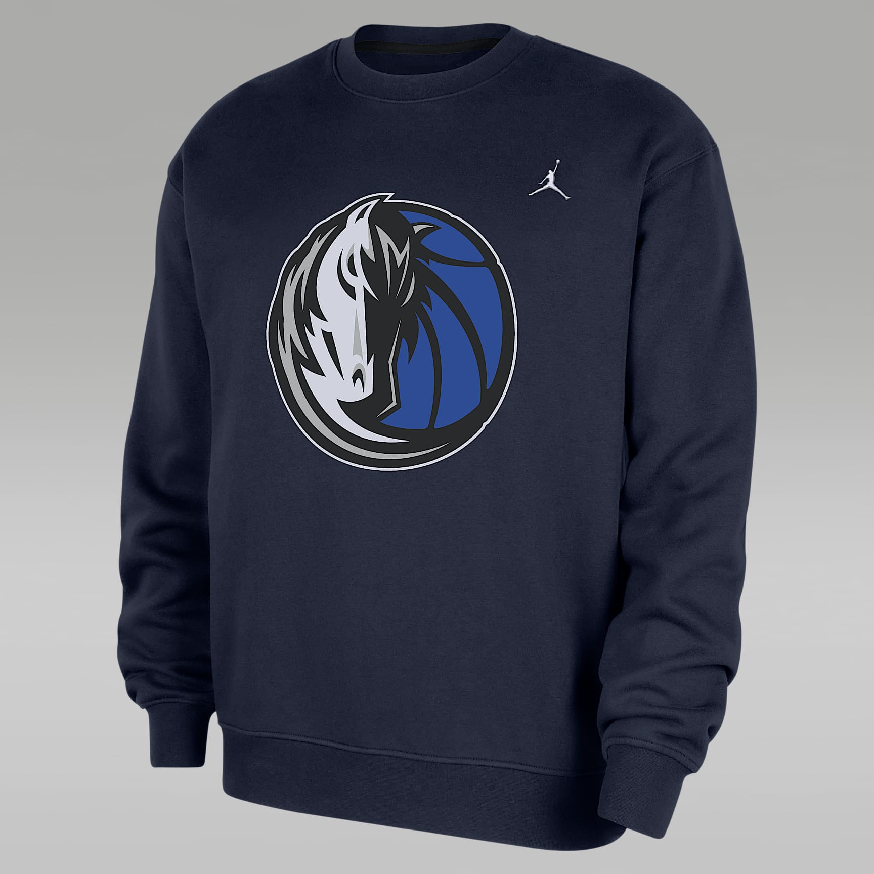 Dallas Mavericks Statement Essentials Men's Jordan NBA Fleece Crew-Neck Sweatshirt