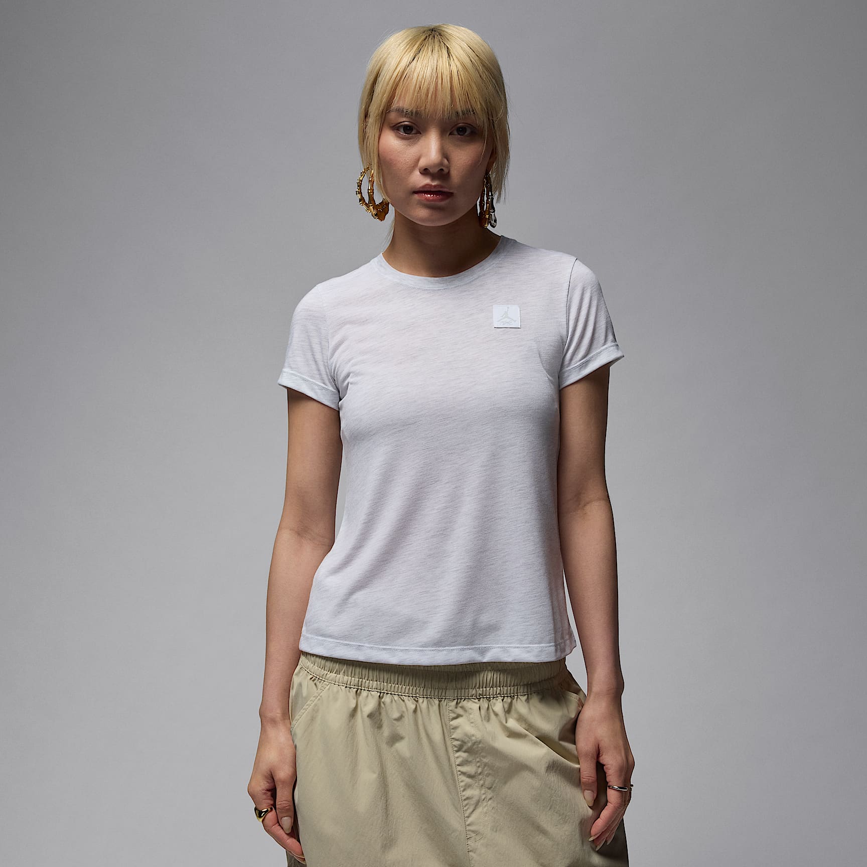 ジョーダン エッセンシャル ウィメンズ スリム ショートスリーブ Tシャツ