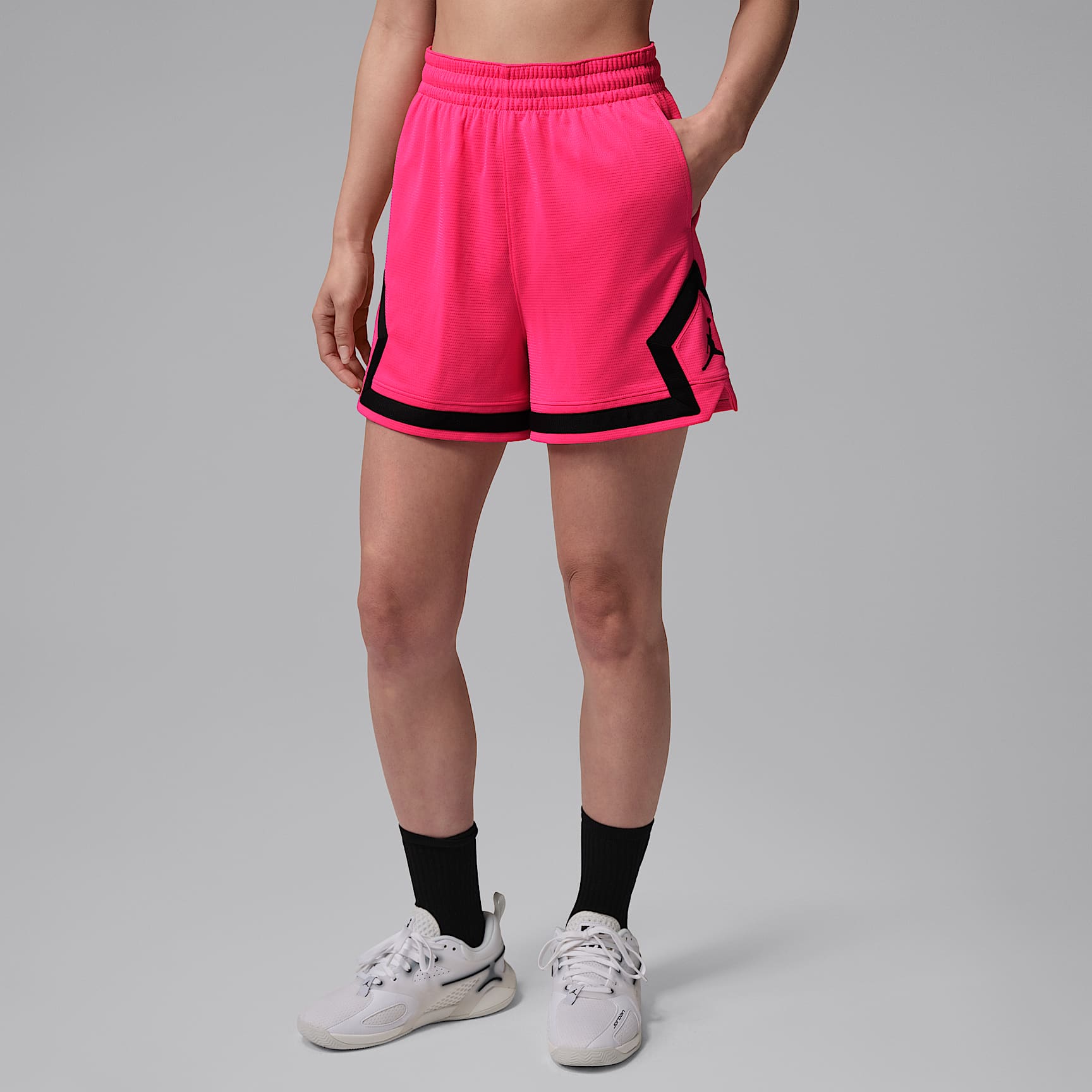 Jordan Sport Women's 4" Diamond Shorts