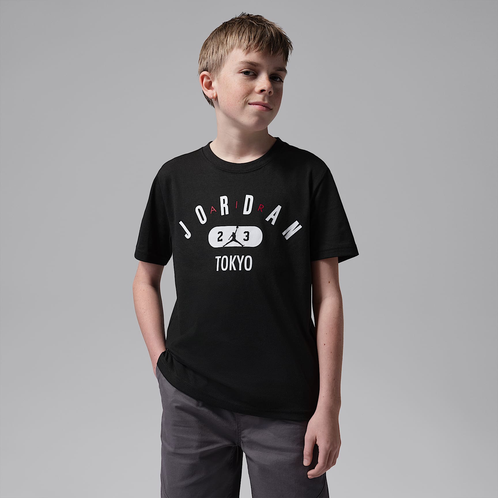 ジョーダン ジュニア アーチド ワードマーク 東京 Tシャツ