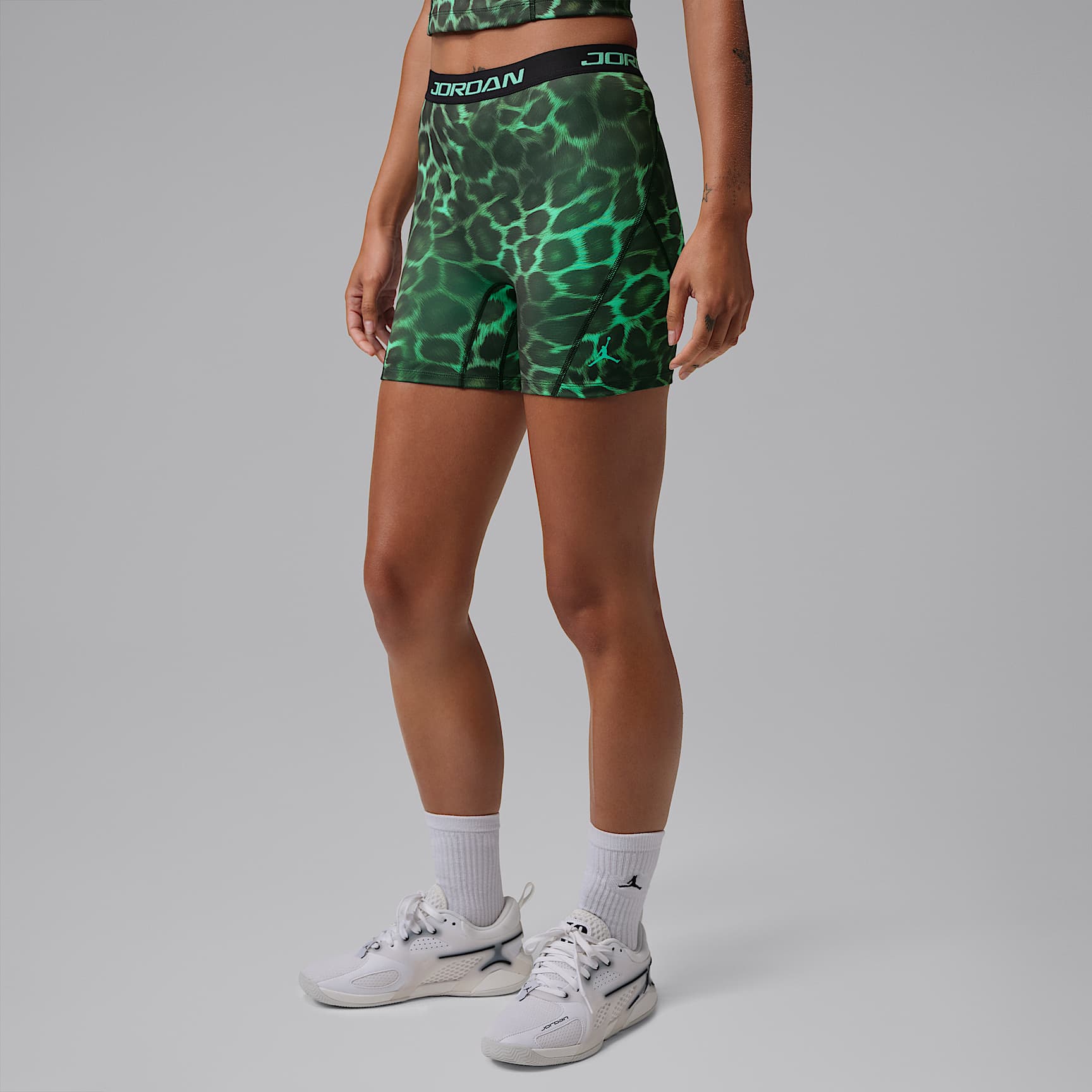 Jordan Sport Women's Dri-FIT High-Waisted 5" Printed Shorts