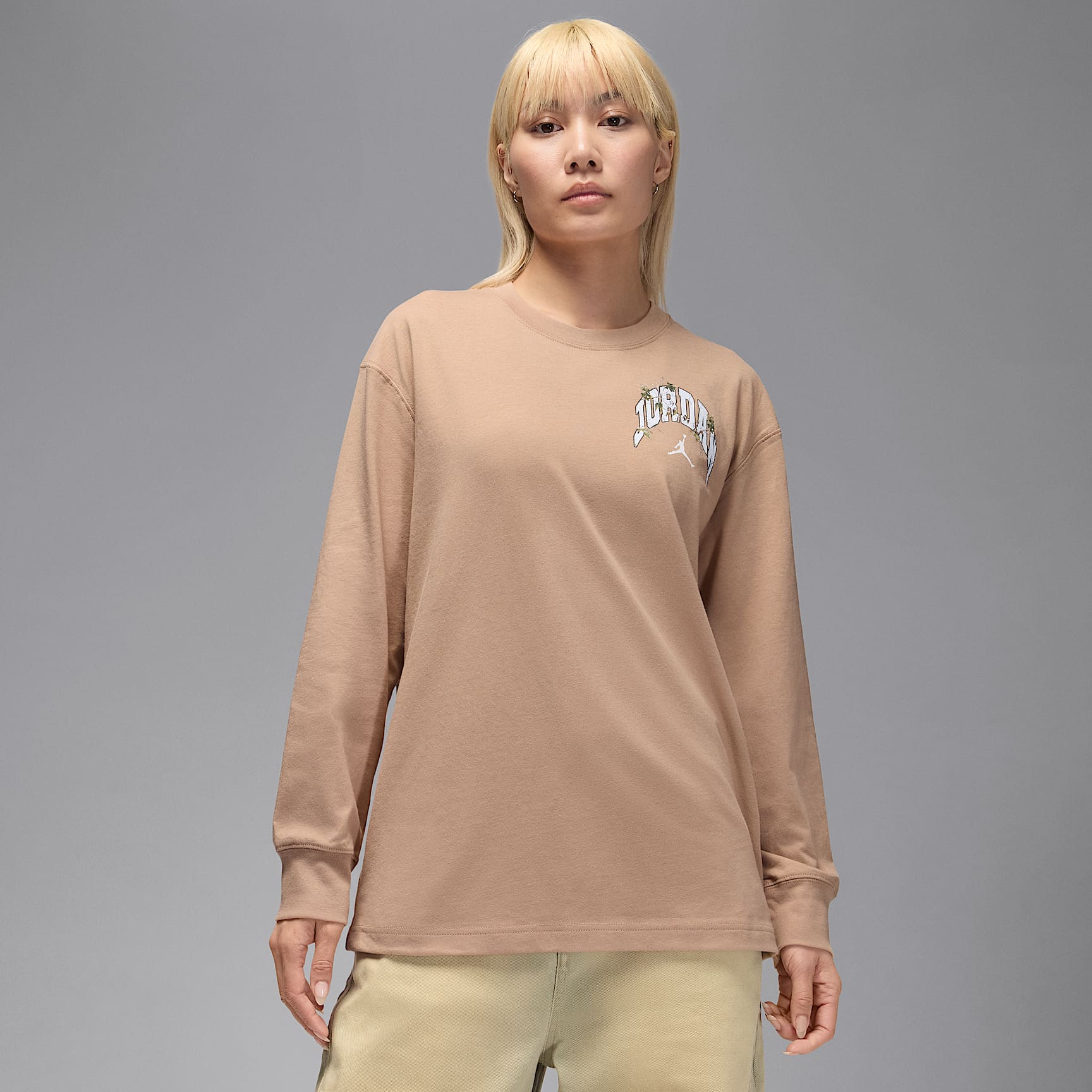 ジョーダン ブルックリン ウィメンズ リアルツリー オーバーサイズド ロングスリーブ Tシャツ