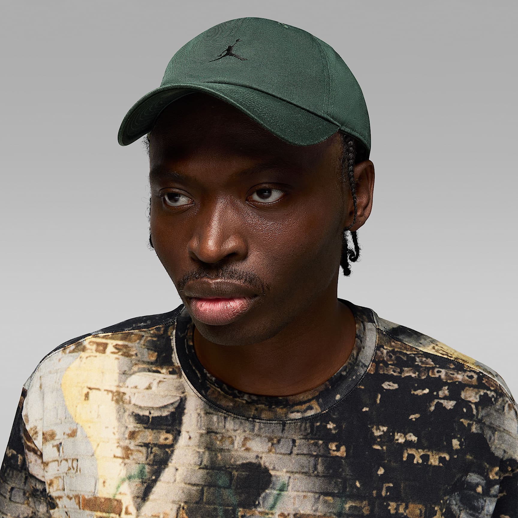 조던 클럽 언스트럭처 커브 빌 모자