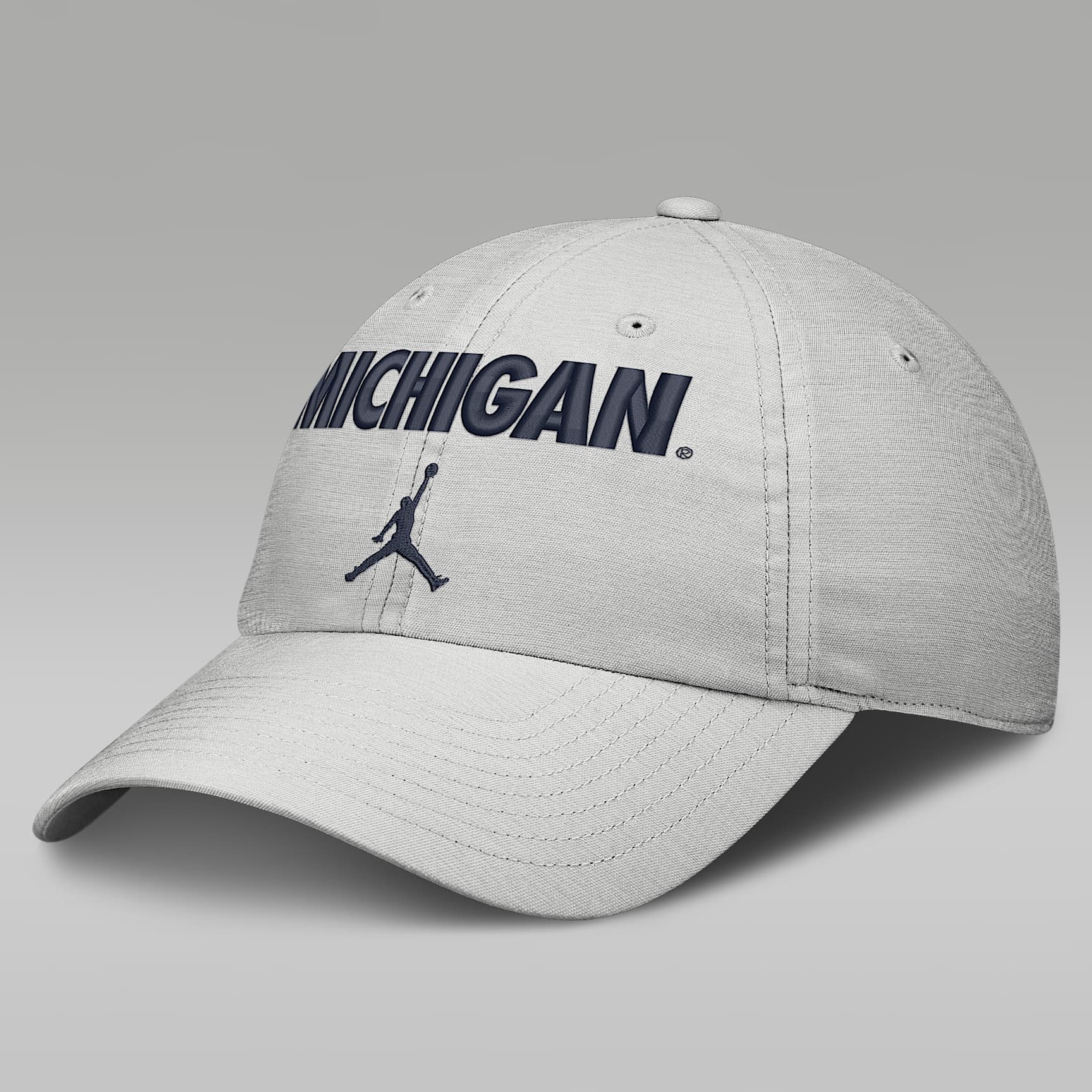 Gorra universitaria marca Jordan ajustable para hombre Michigan Sideline Club Practice