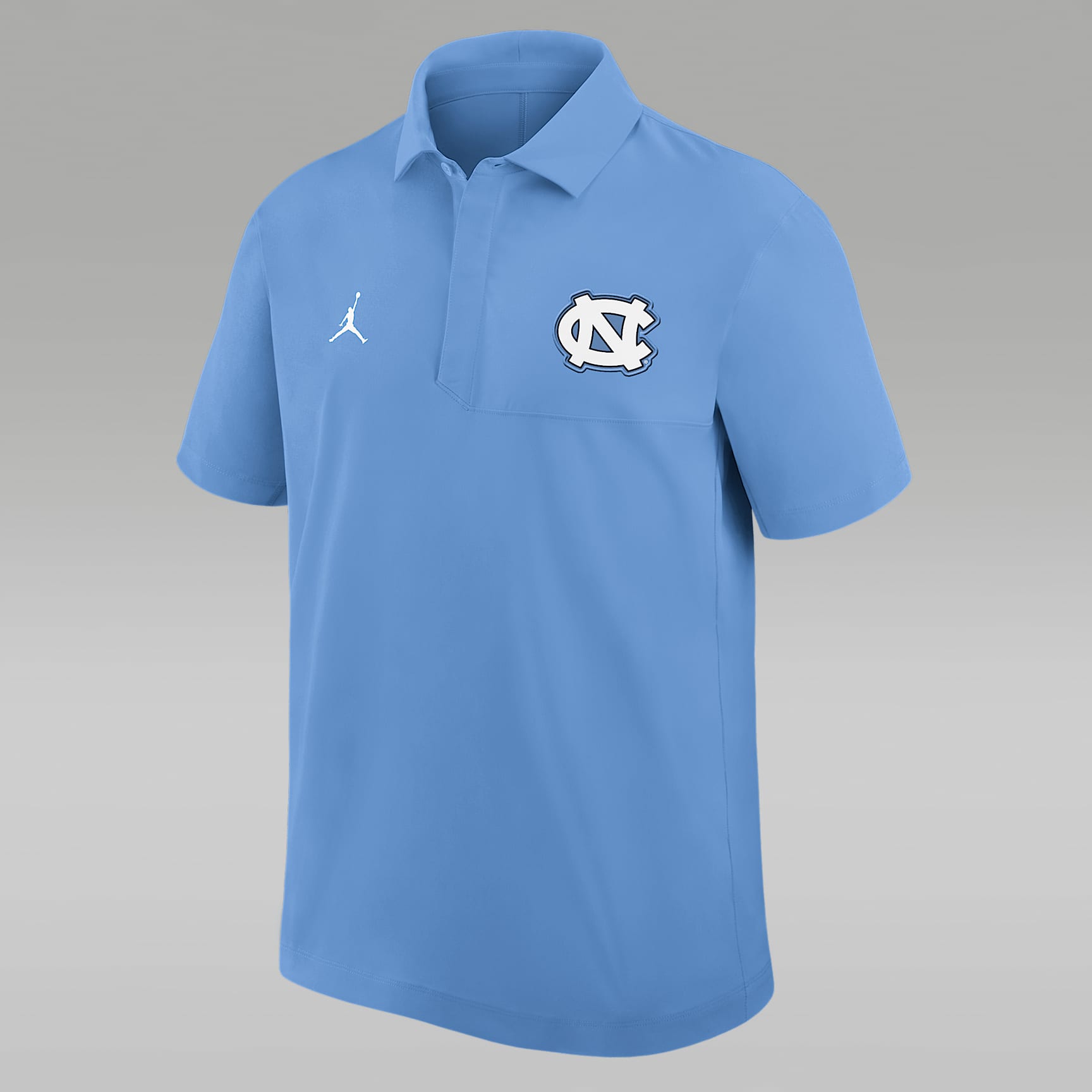 Polo universitario marca Jordan Dri-FIT para hombre North Carolina