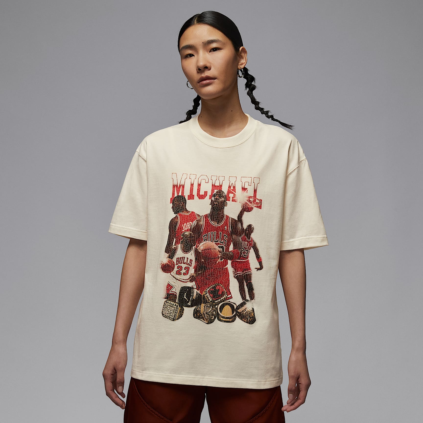 Jordan Women's Oversized Short-Sleeve Graphic T-Shirt