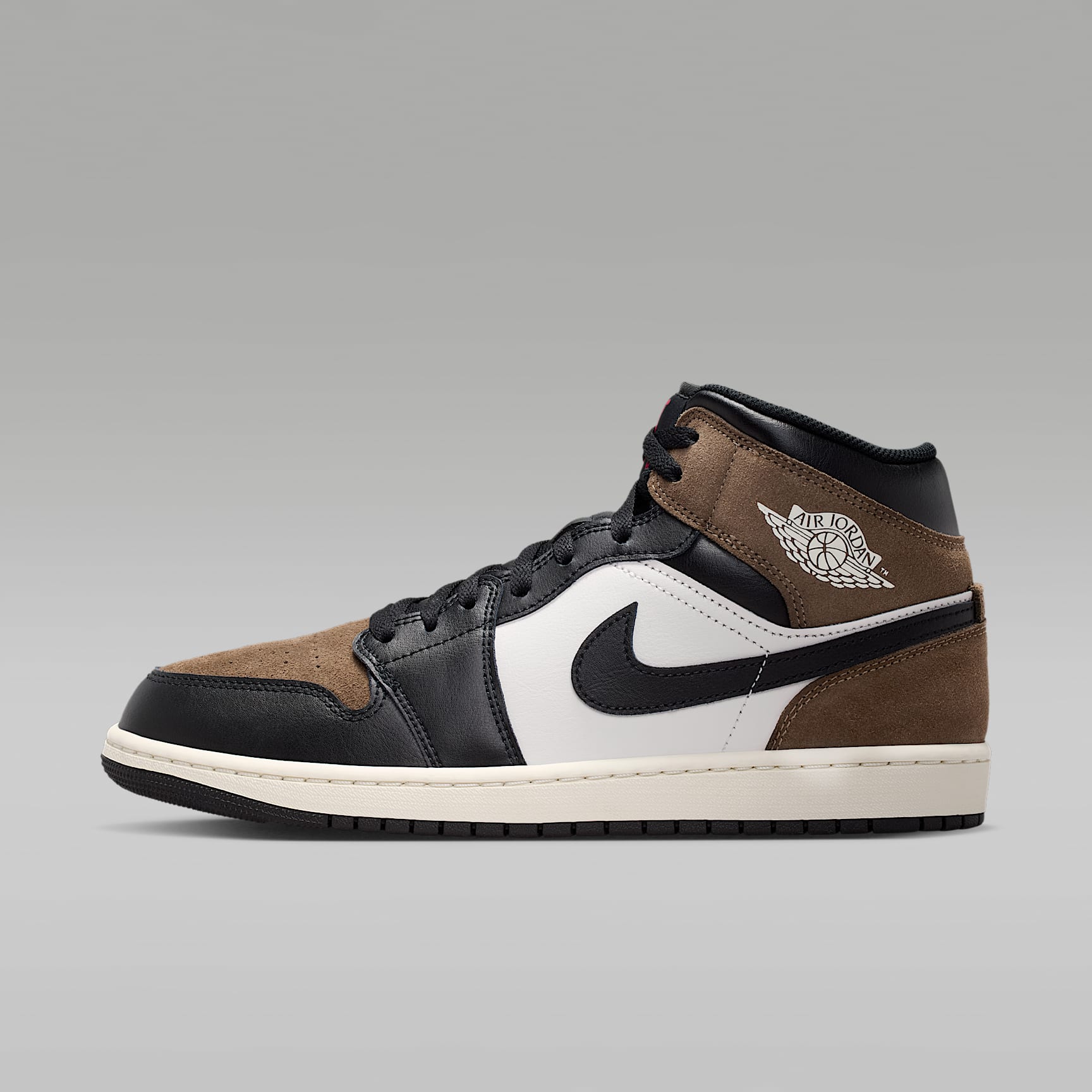 エア ジョーダン 1 MID メンズシューズ