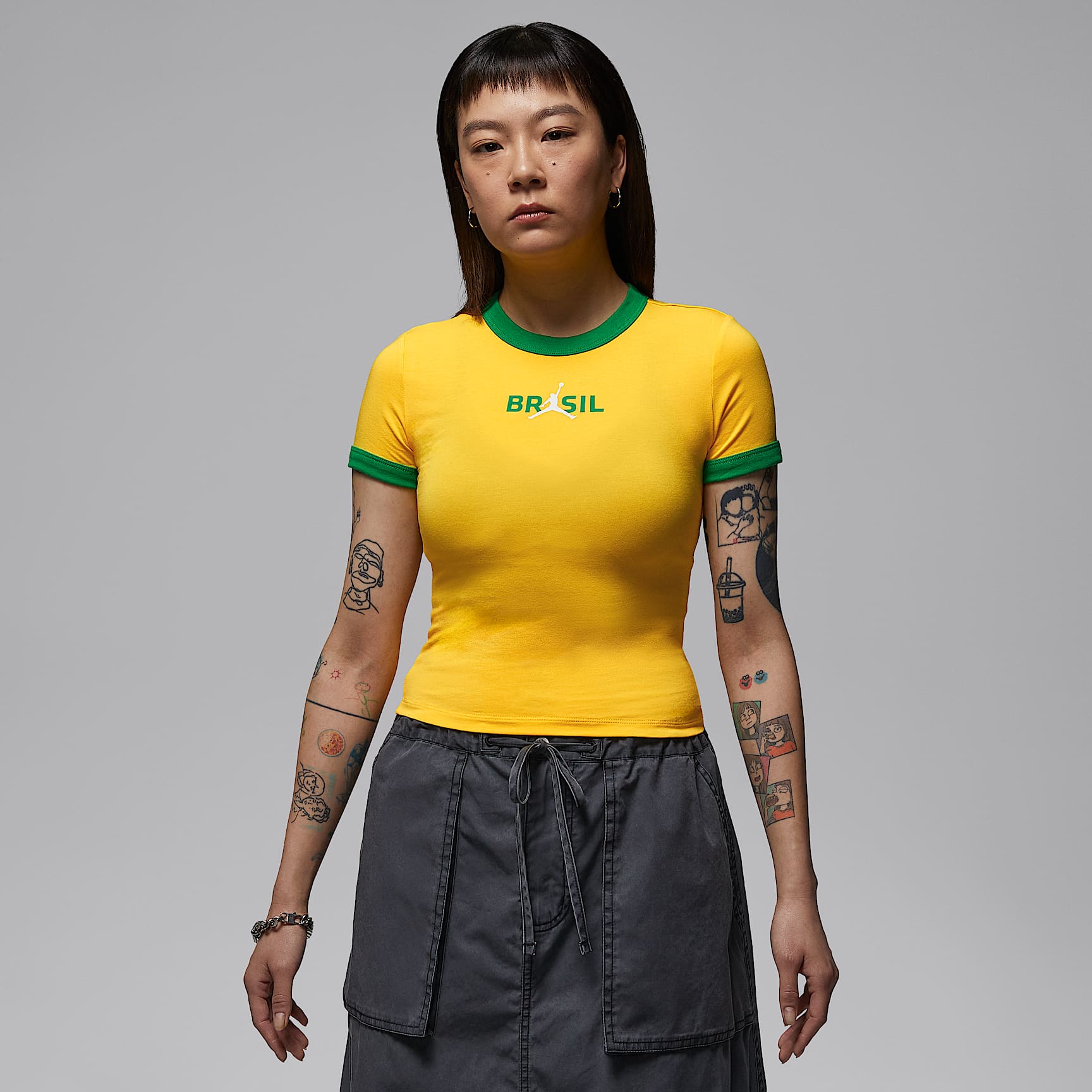 Jordan Women's Graphic Brazil Crewneck Shirt