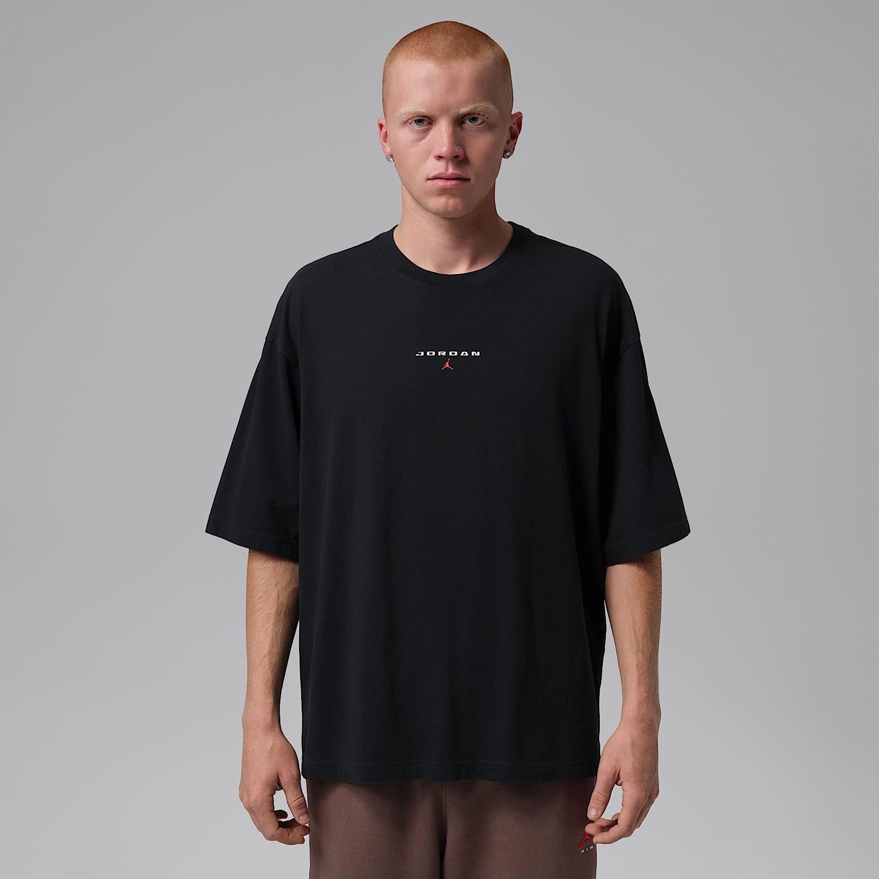 Jordan Flight Essentials Men's Oversized Patch T-Shirt