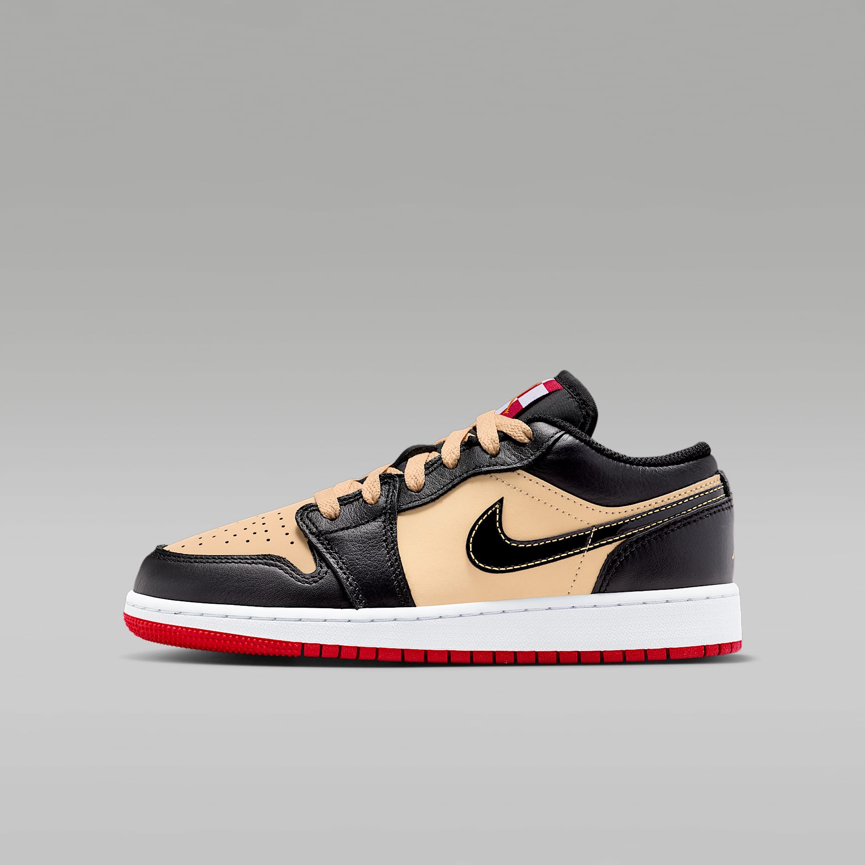 รองเท้าเด็กโต Air Jordan 1 Low SE