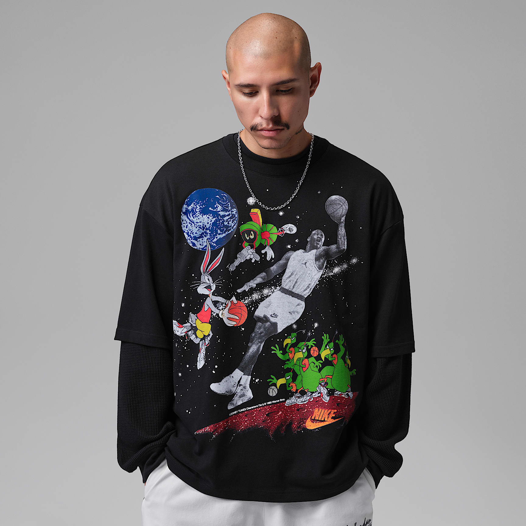 Jordan Flight Space Jam Men's Vault 1996 Crew-Neck T-Shirt