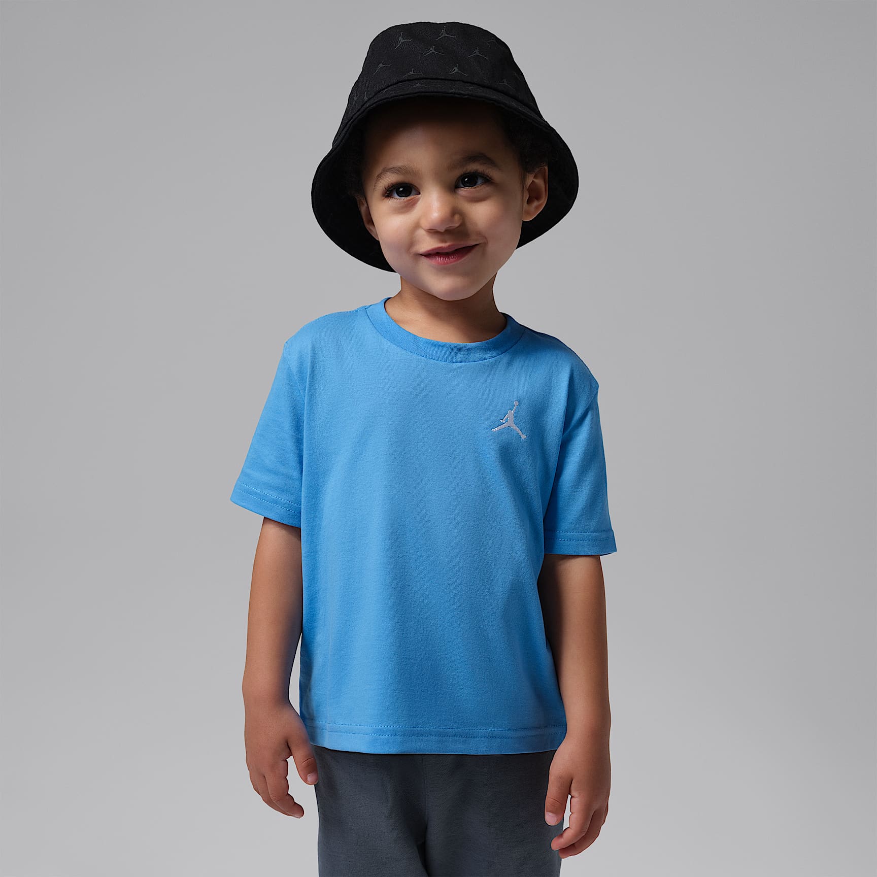 Playera bordada infantil Jumpman Air Jordan