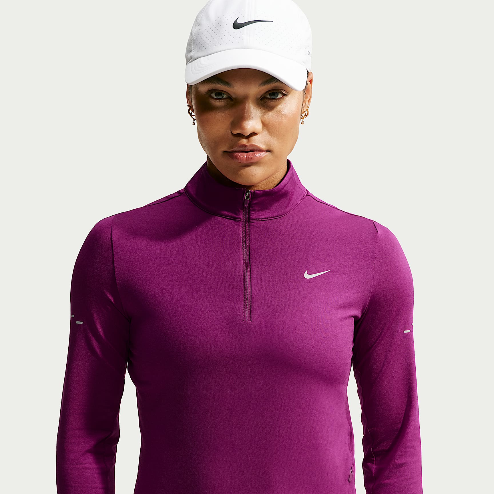 Playera de correr Dri-FIT UV de cierre de 1/4 para mujer Nike Swift