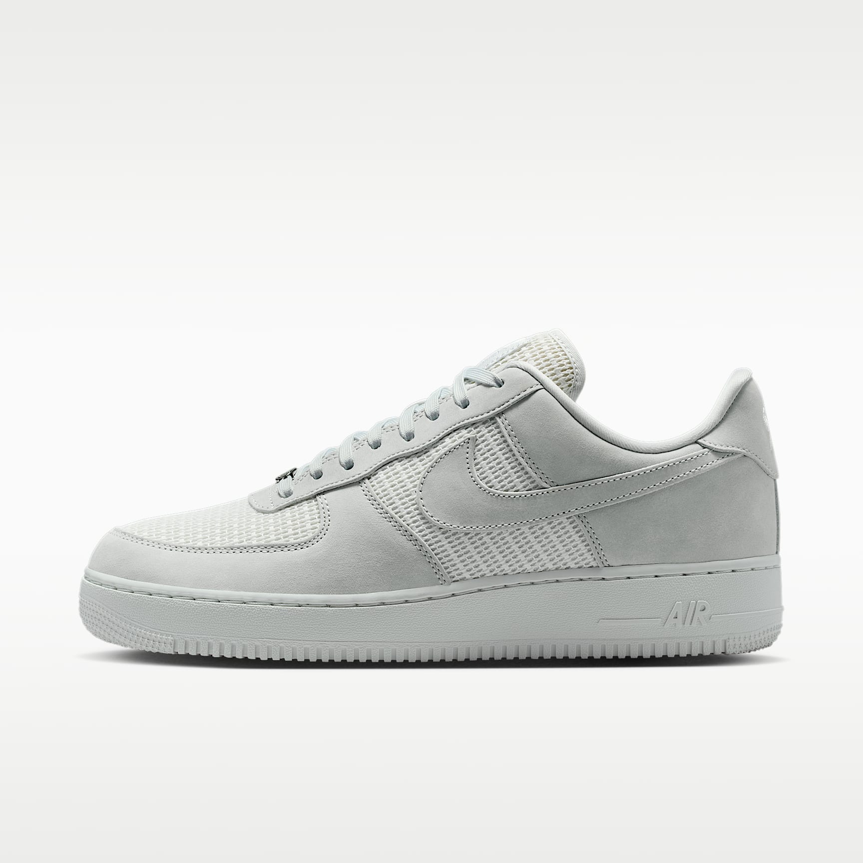 Tenis para hombre Nike Air Force 1 '07 LV8