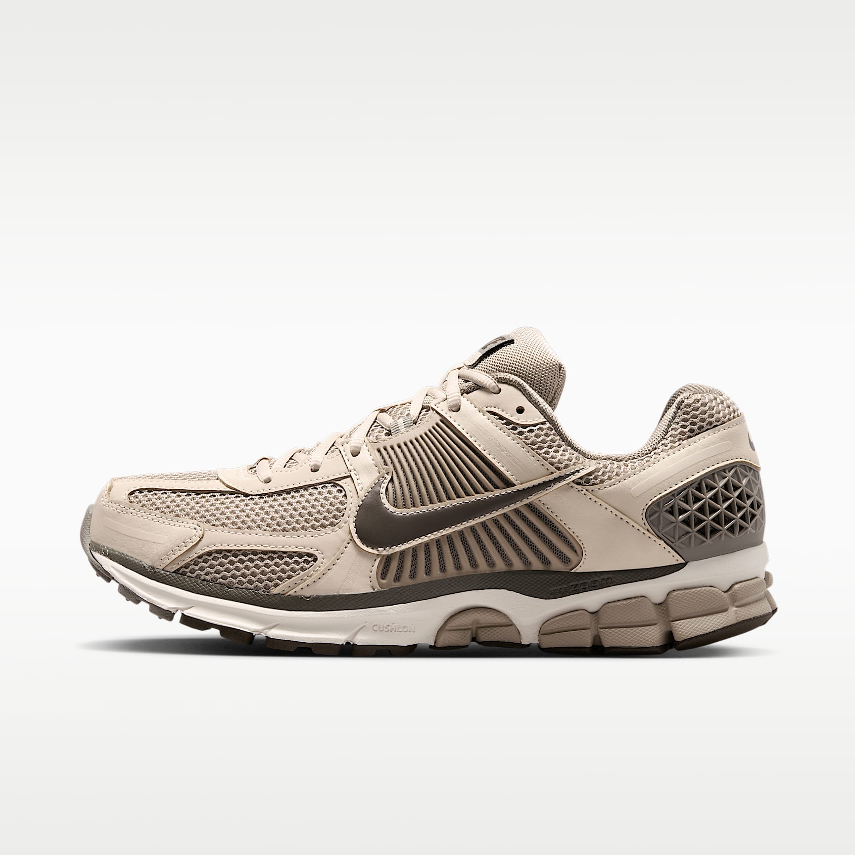 Nike Zoom Vomero 5 Men's Shoes
