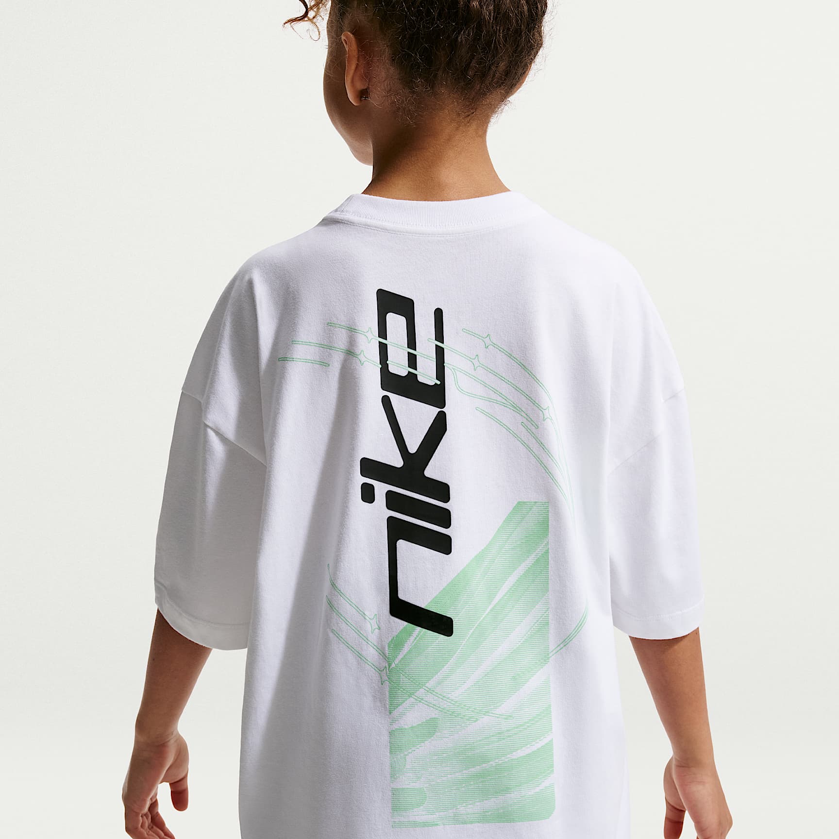 Nike Sportswear Big Kids' Oversized T-Shirt