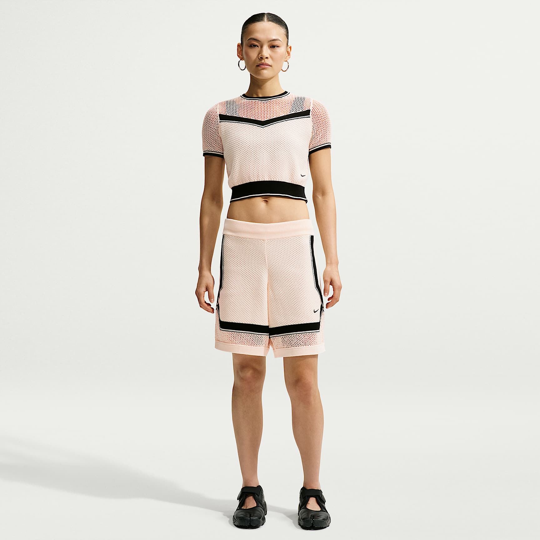Nike Sportswear Chill Knit Women's Mid-Rise Shorts