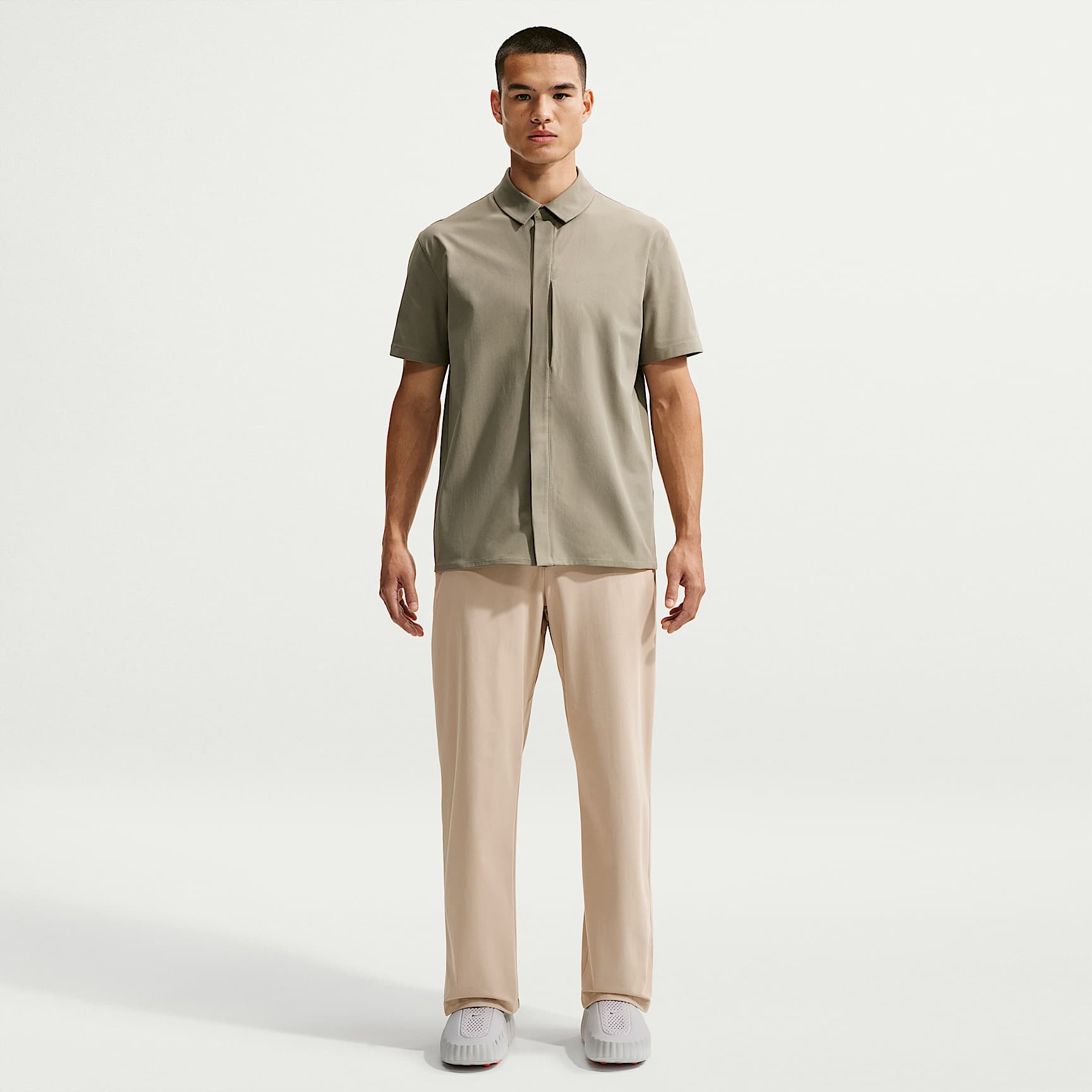 ナイキ 24.7 PerfectStretch メンズ Dri-FIT ルーズフィット チノパンツ