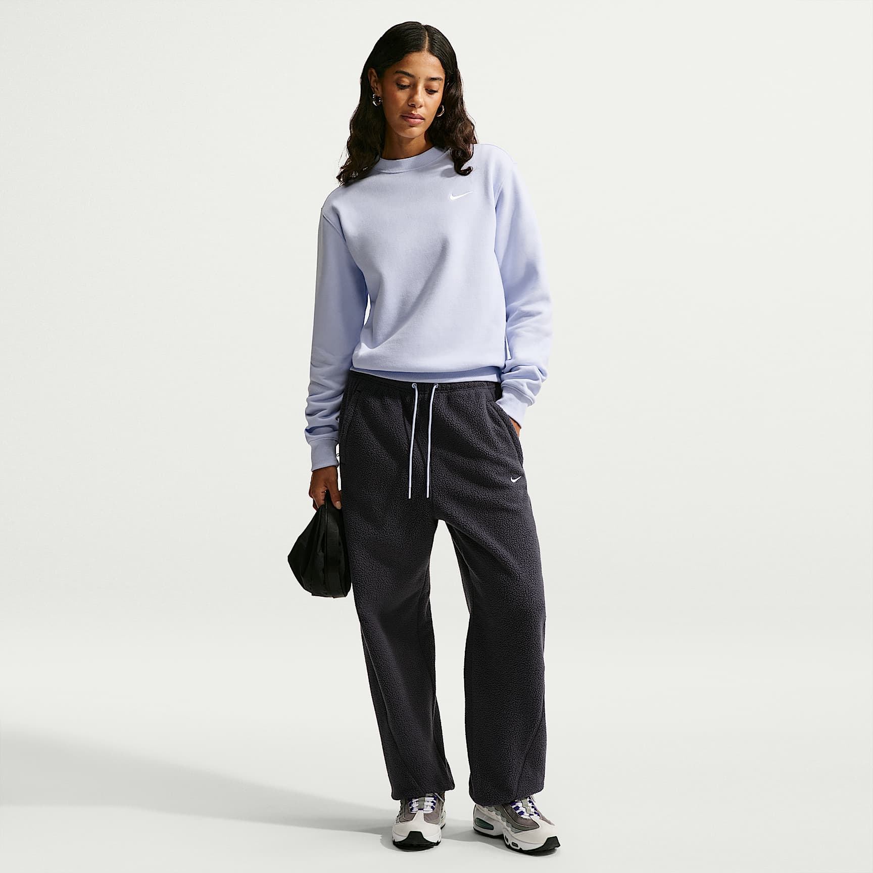 Dámské oversize flísové kalhoty Nike Sportswear se středně vysokým pasem