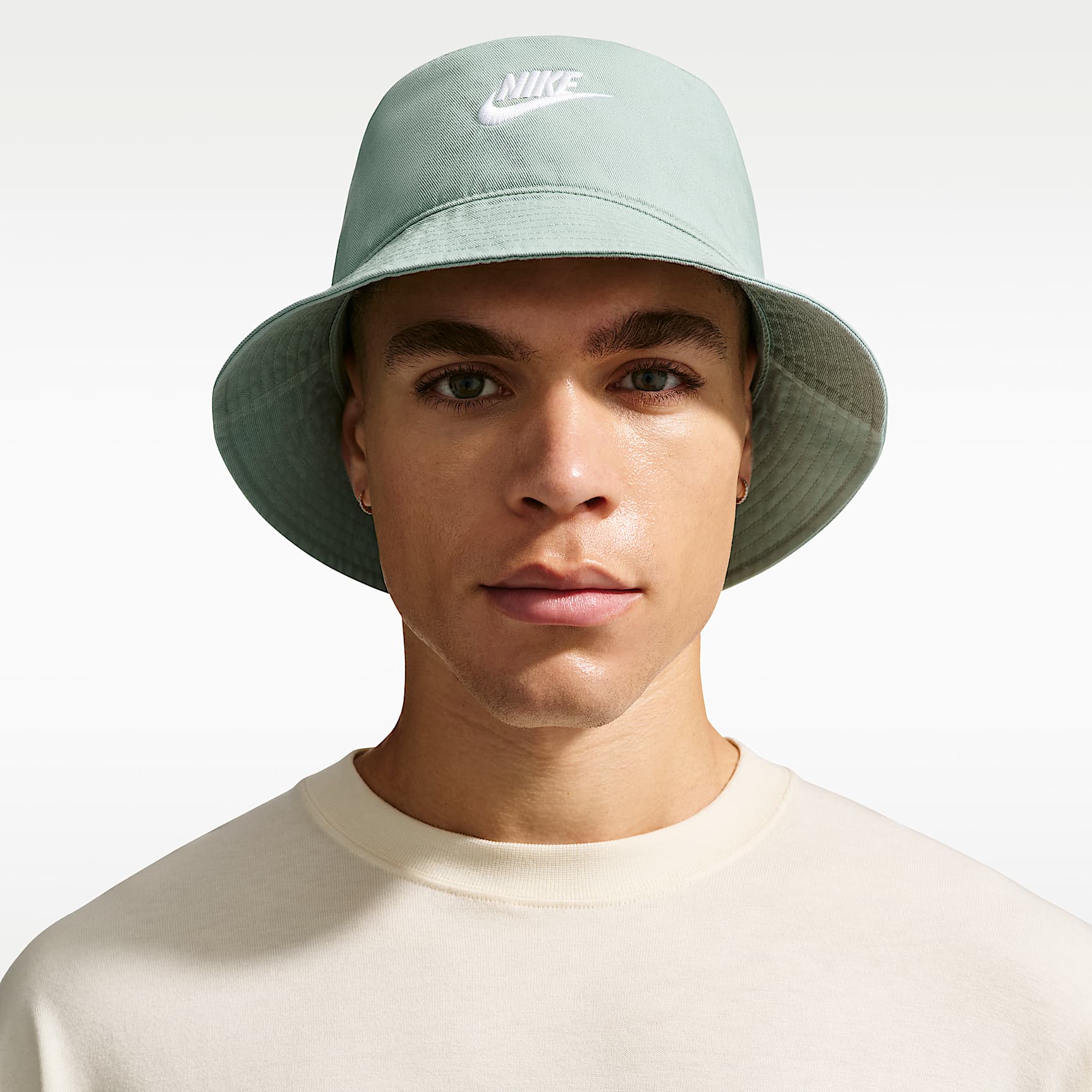 Gorro tipo pescador Futura efecto lavado Nike Apex