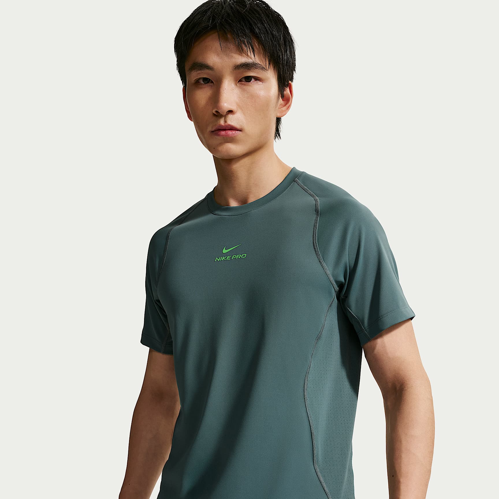 เสื้อแขนสั้นผู้ชาย Dri-FIT Nike Pro Training