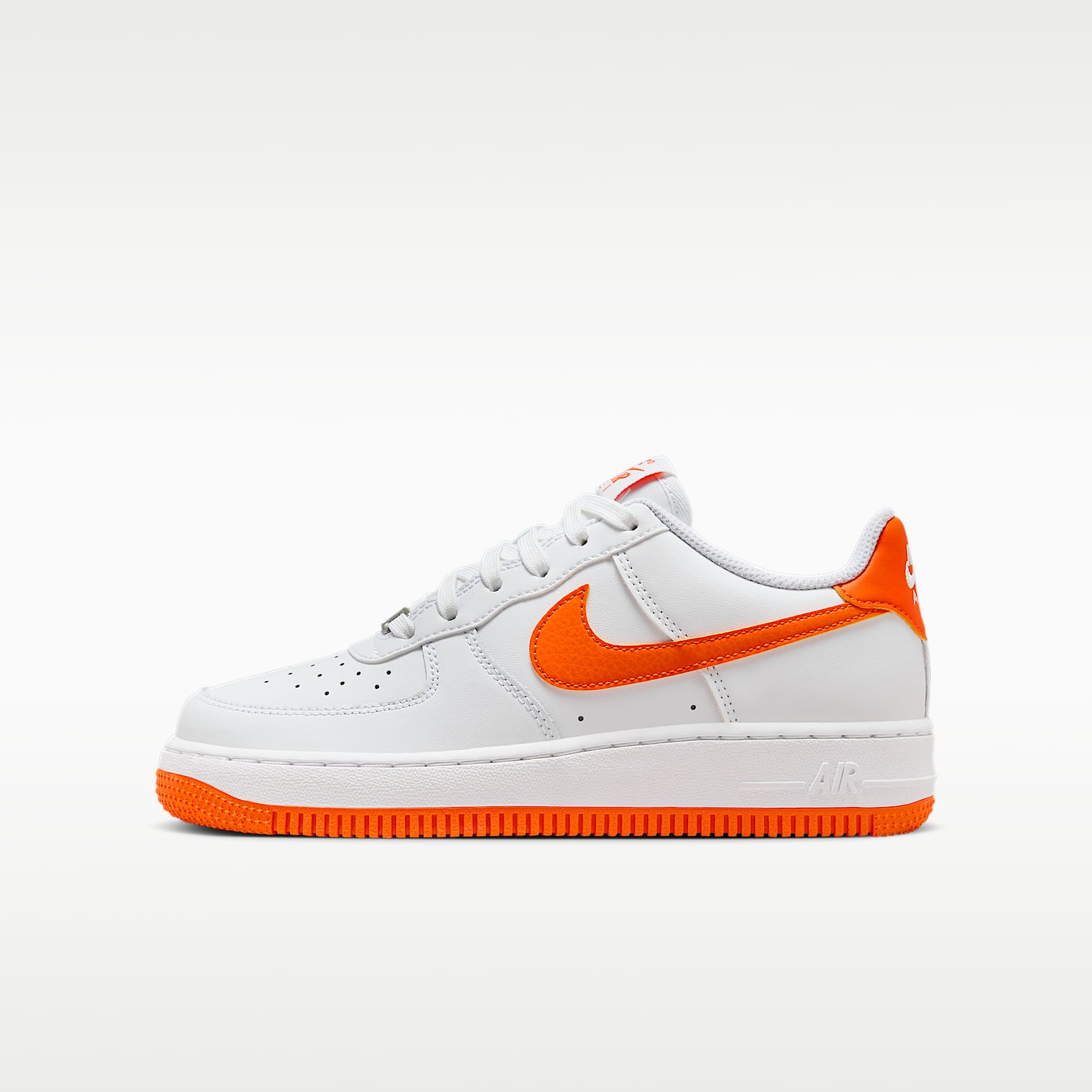 Nike Air Force 1 Older Kids' Shoes