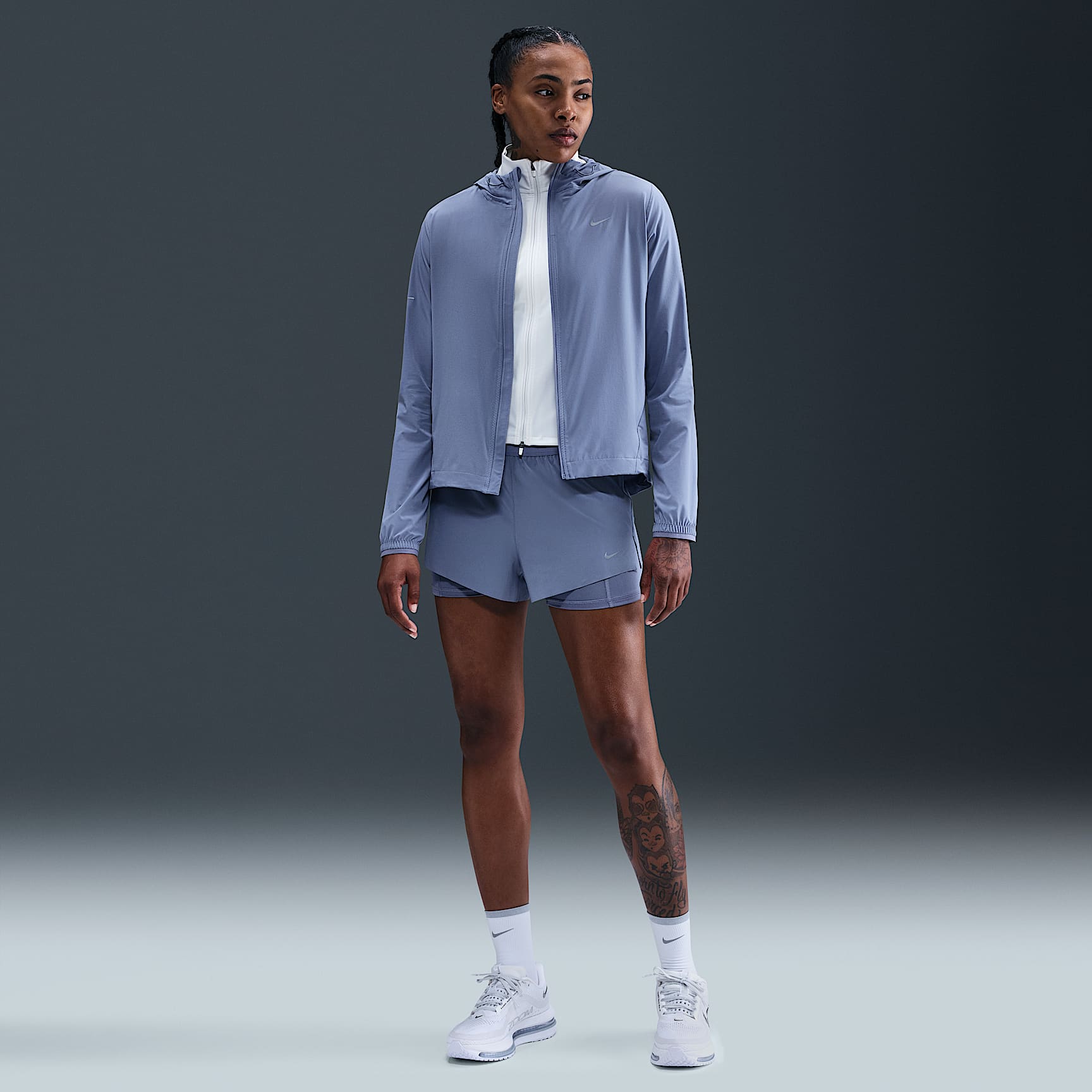 Shorts de correr Dri-FIT de tiro medio 2 en 1 para mujer Nike Swift