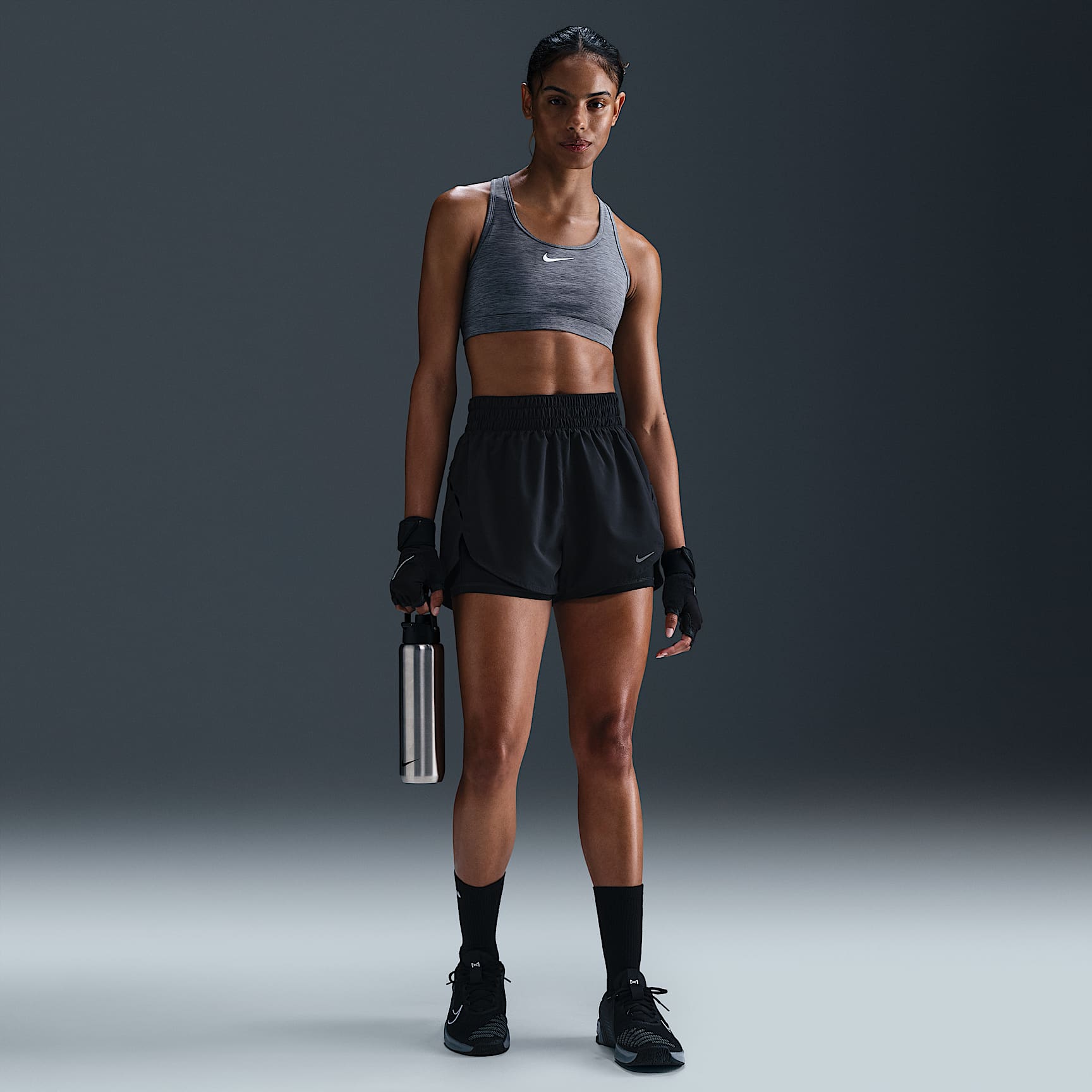 Shorts Dri-FIT 2 en 1 para mujer Nike One