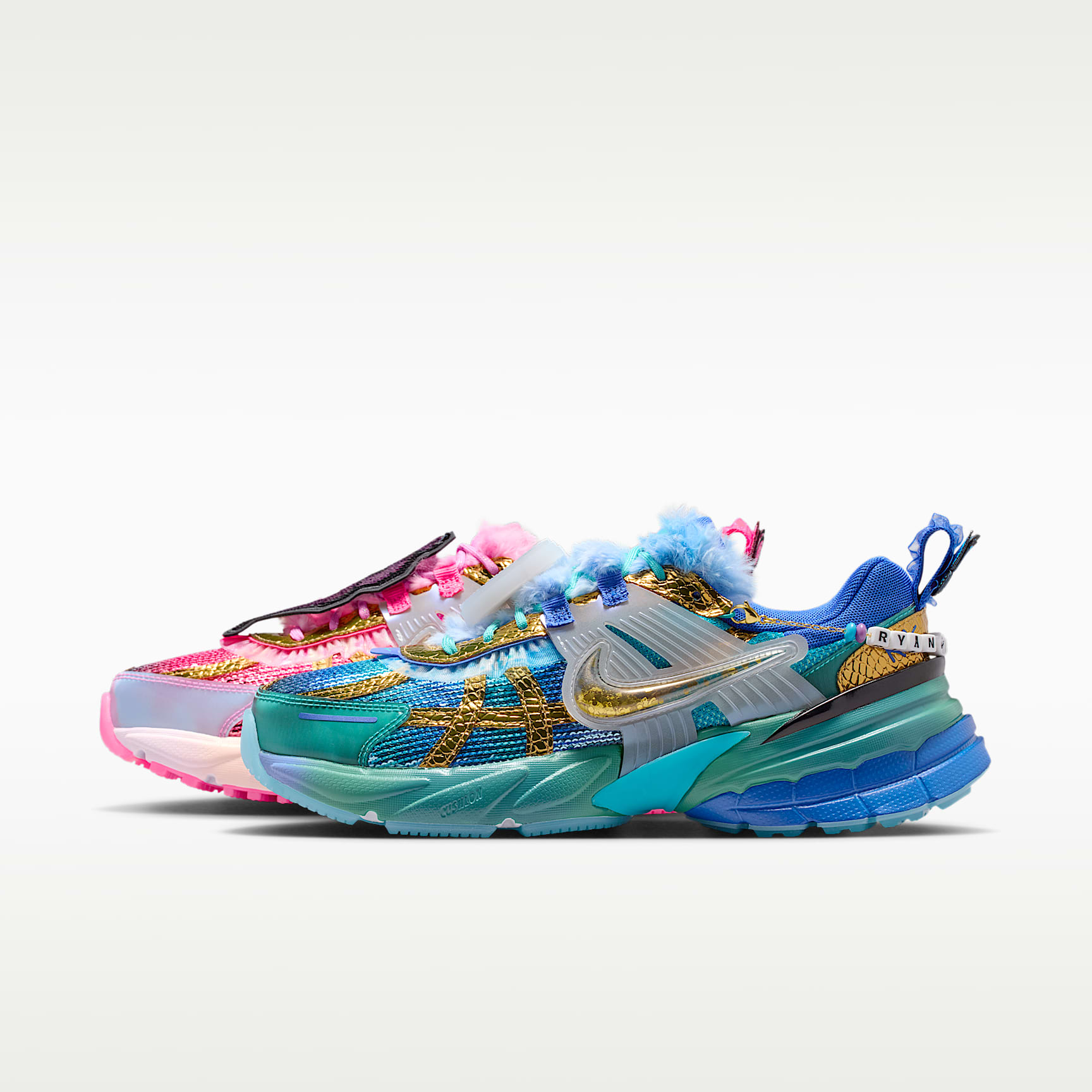 Tenis para mujer V2K Run x Doernbecher Freestyle "Khovny"