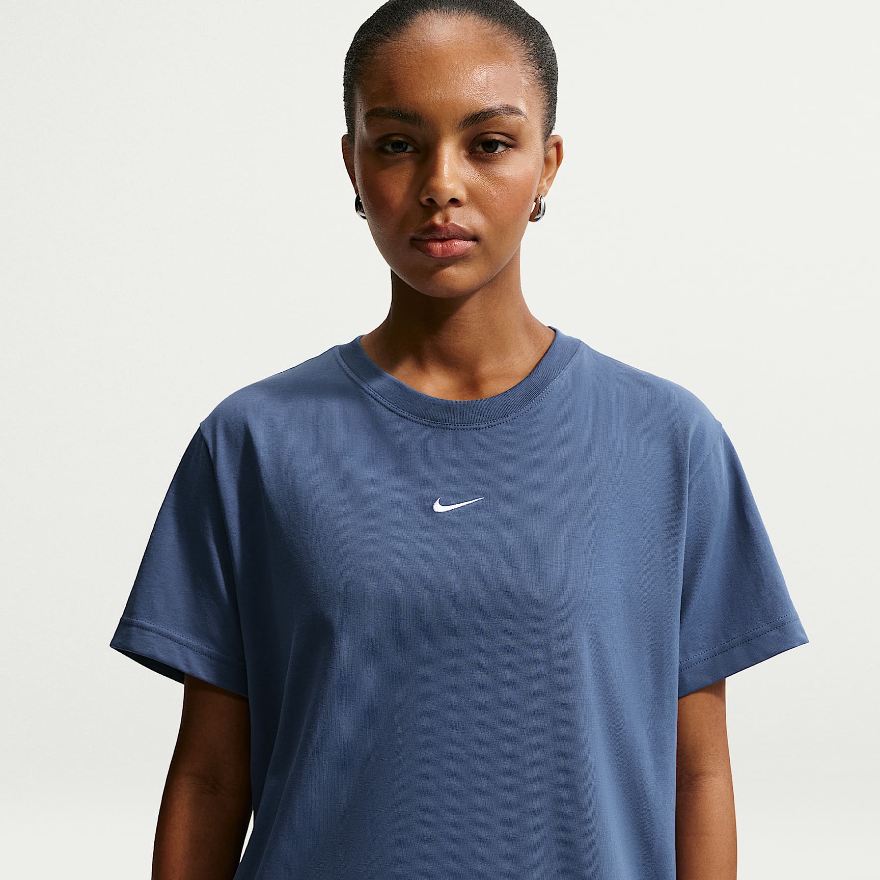 Nike Sportswear Classic Women's Oversized T-Shirt