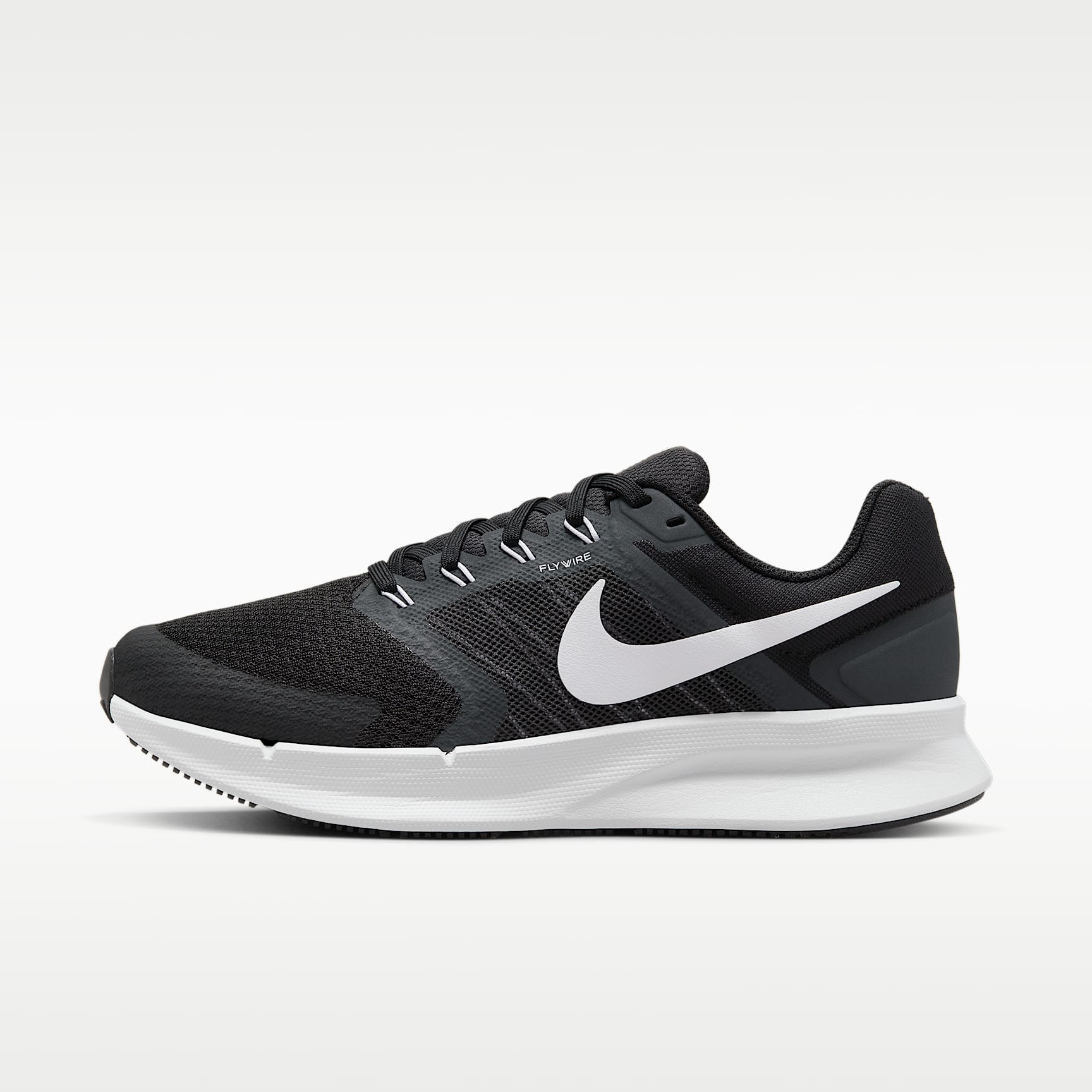 Tenis de correr en pavimento para mujer Nike Run Swift 3