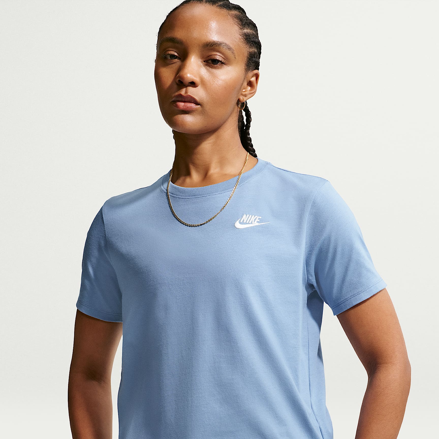 Nike Sportswear Club Essentials Women's T-Shirt