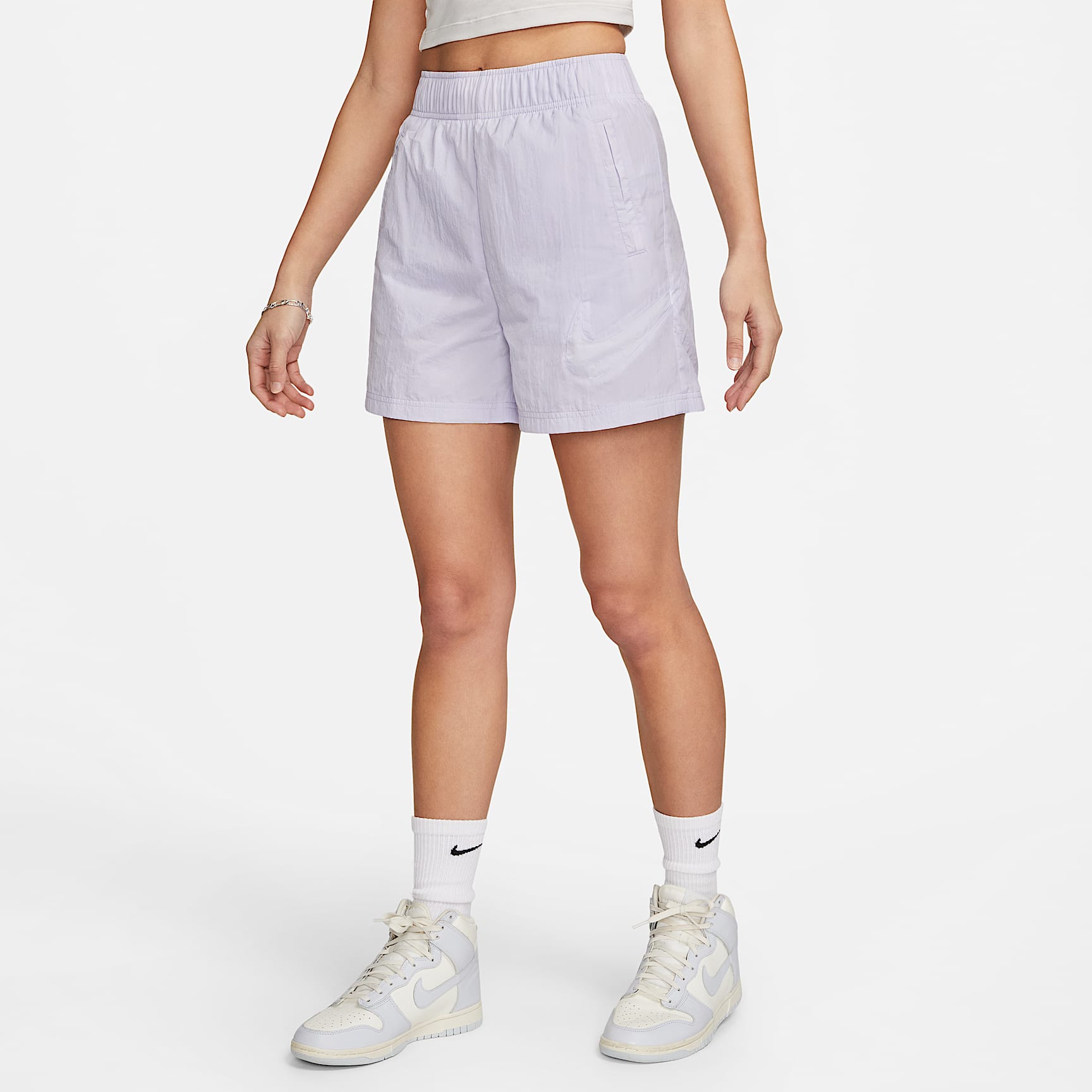 Nike Sportswear Essential Women's High-Rise Woven Shorts