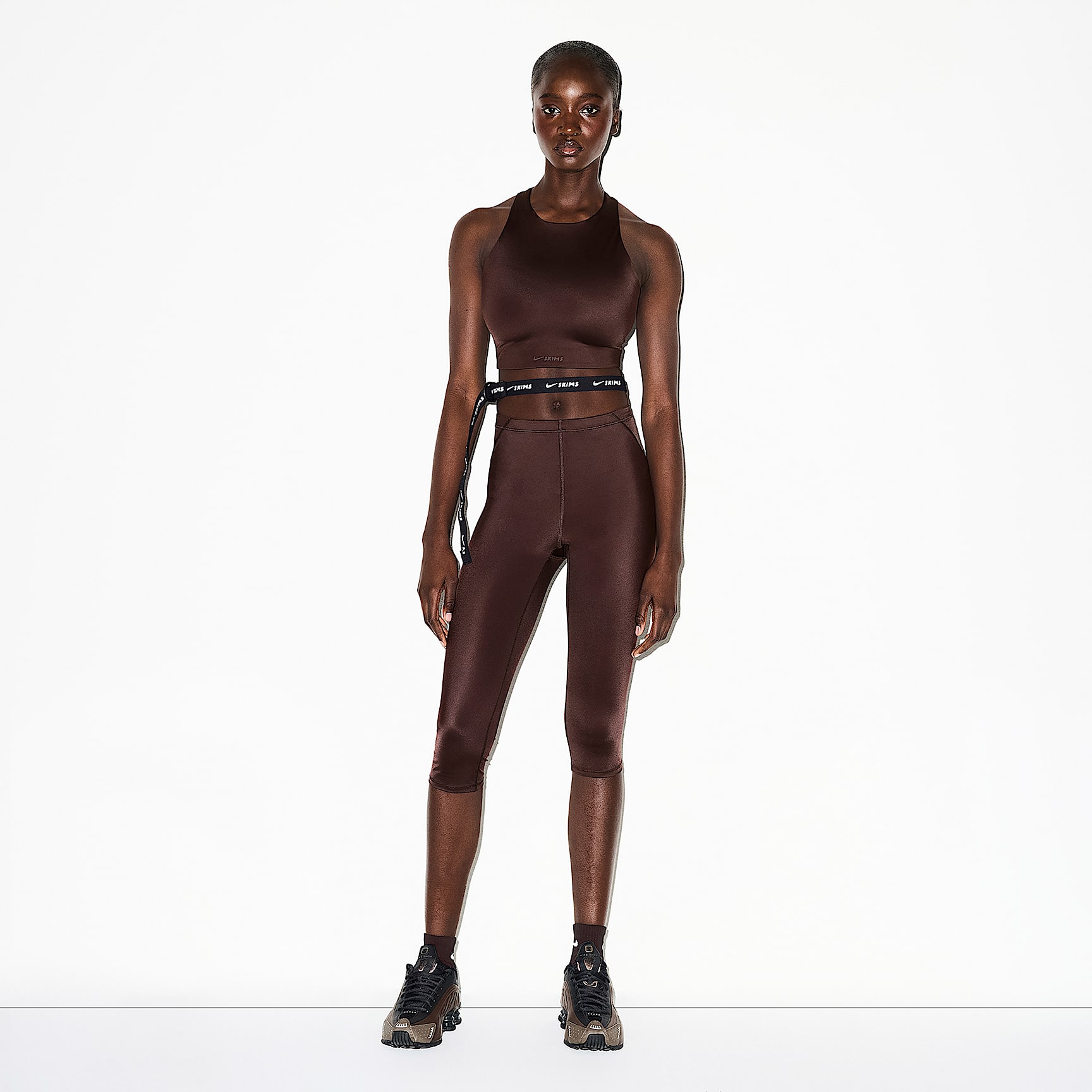 NikeSKIMS Satin Shine Women's High-Waisted 17" Leggings with Drawcord