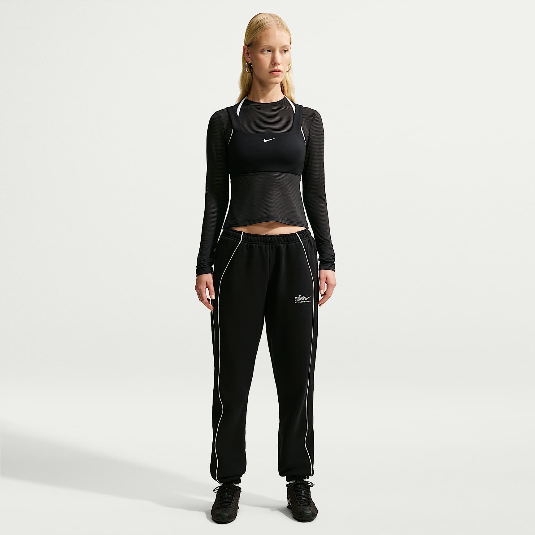 Nike Studio Fleece Medium Weight Women's Mid-Rise Cuffed Pants