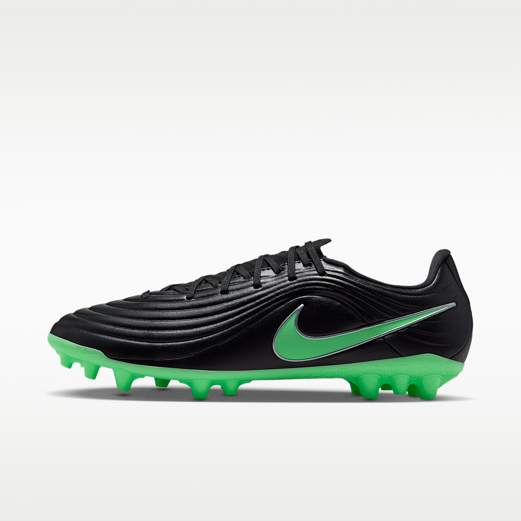 Nike Tiempo Maestro Academy Artificial-Grass Low-Top Soccer Cleats