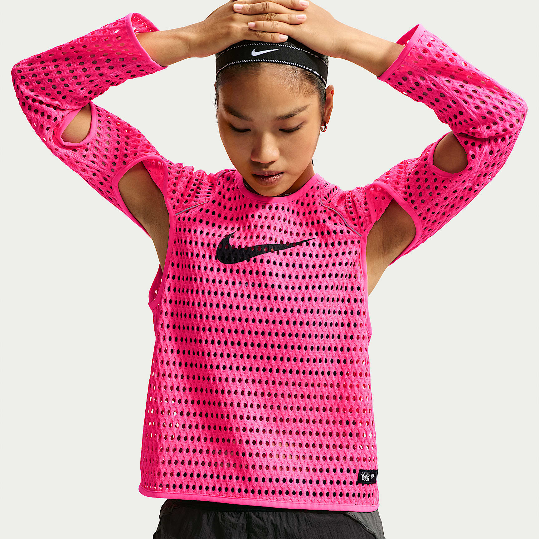 Nike Radical AirFlow After Dark Tour Women's Aero-FIT Long-Sleeve Cropped Running Top