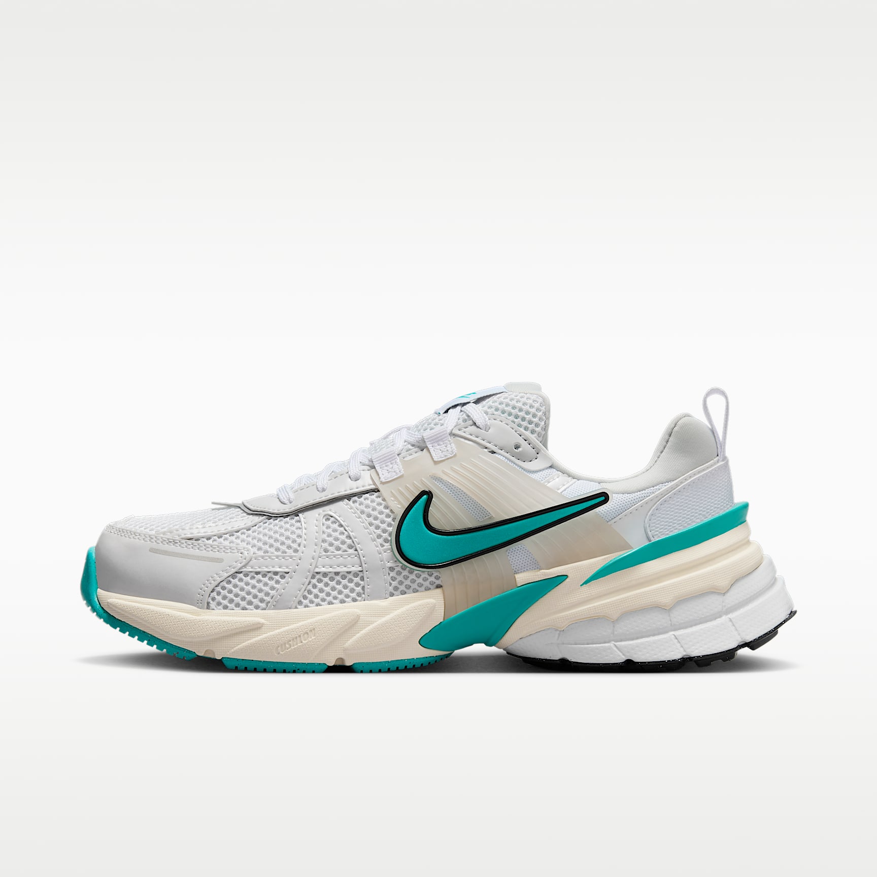 Tenis con detalles reflejantes para mujer Nike V2K Run