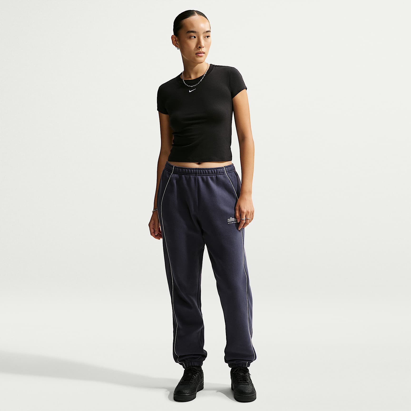 Nike Studio Fleece Medium Weight Women's Mid-Rise Cuffed Pants