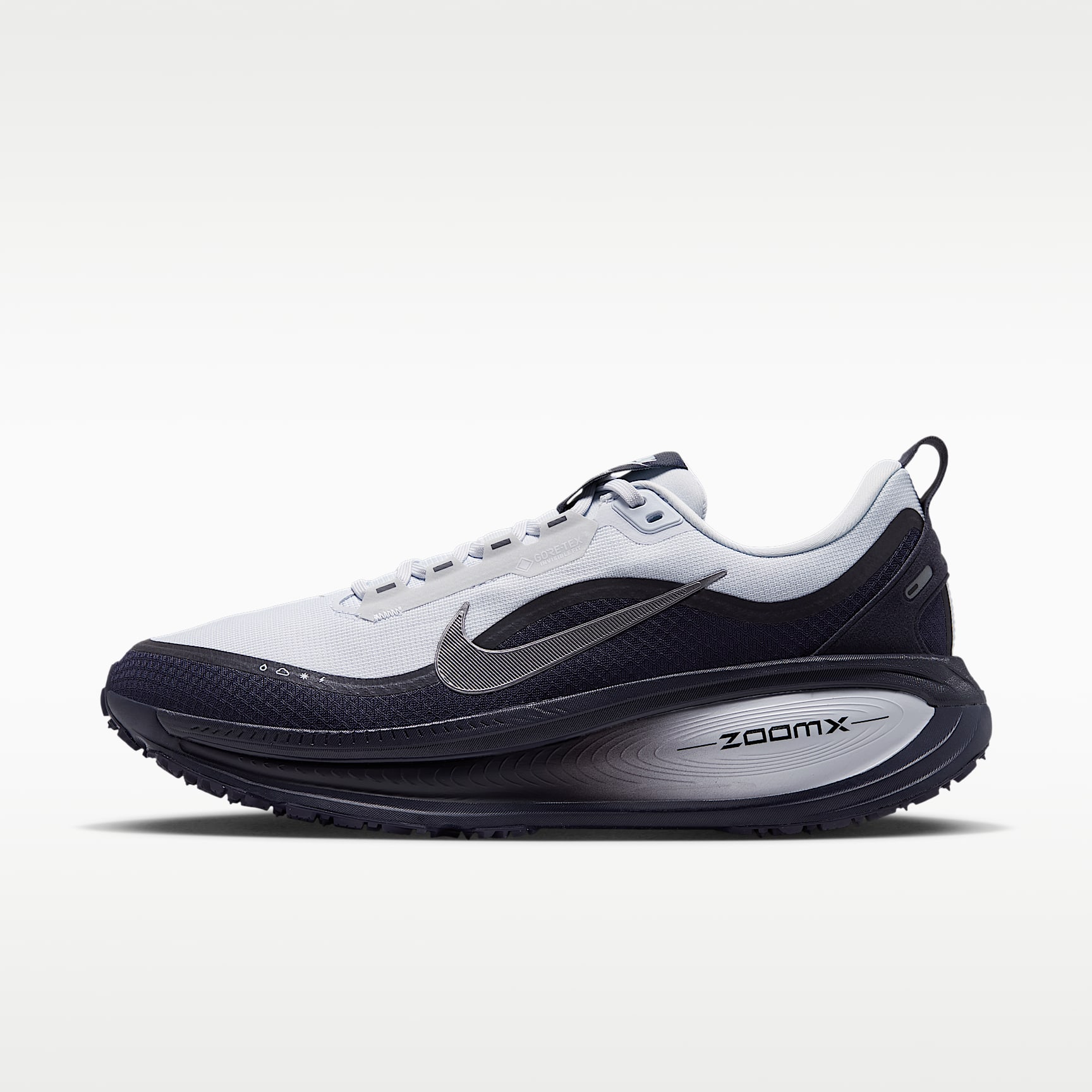 Nike Vomero 18 GORE-TEX Men's Waterproof Road Running Shoes with Reflective Accents