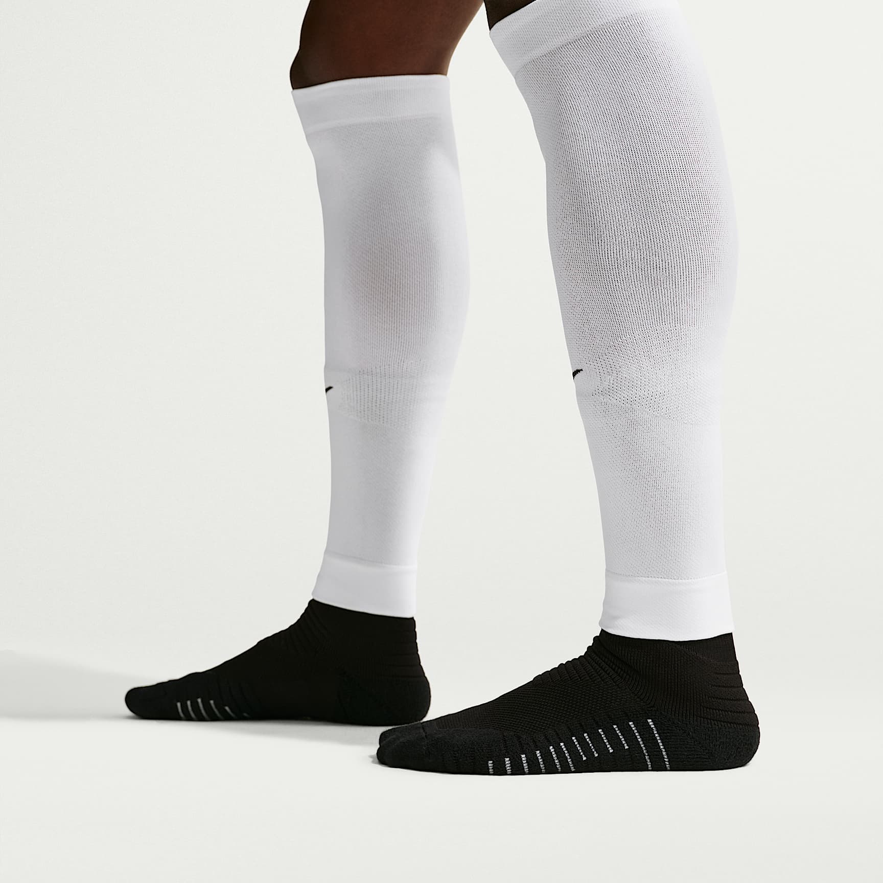 Nike VaporFast Soccer Leg-Sleeve (1 Pair)