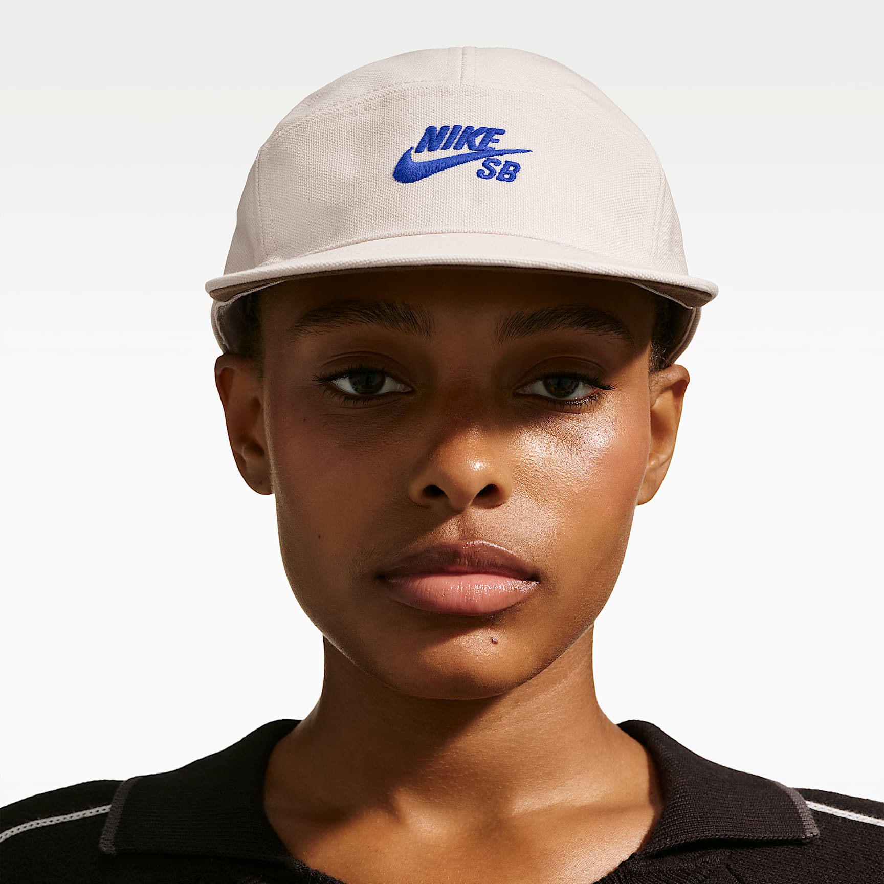 หมวกแก๊ปสเก็ตบอร์ดไร้โครง Nike SB Fly