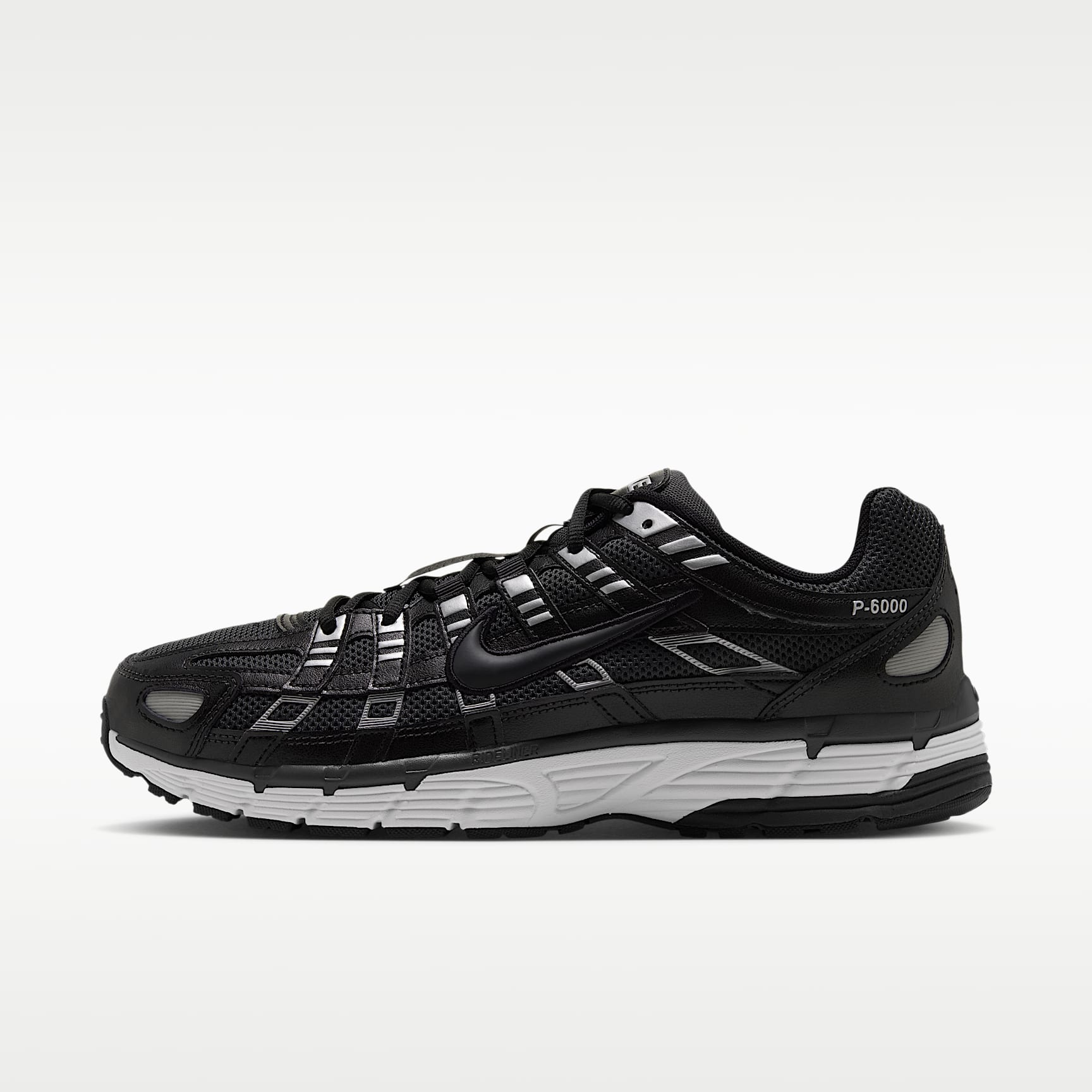 Tenis Nike P-6000