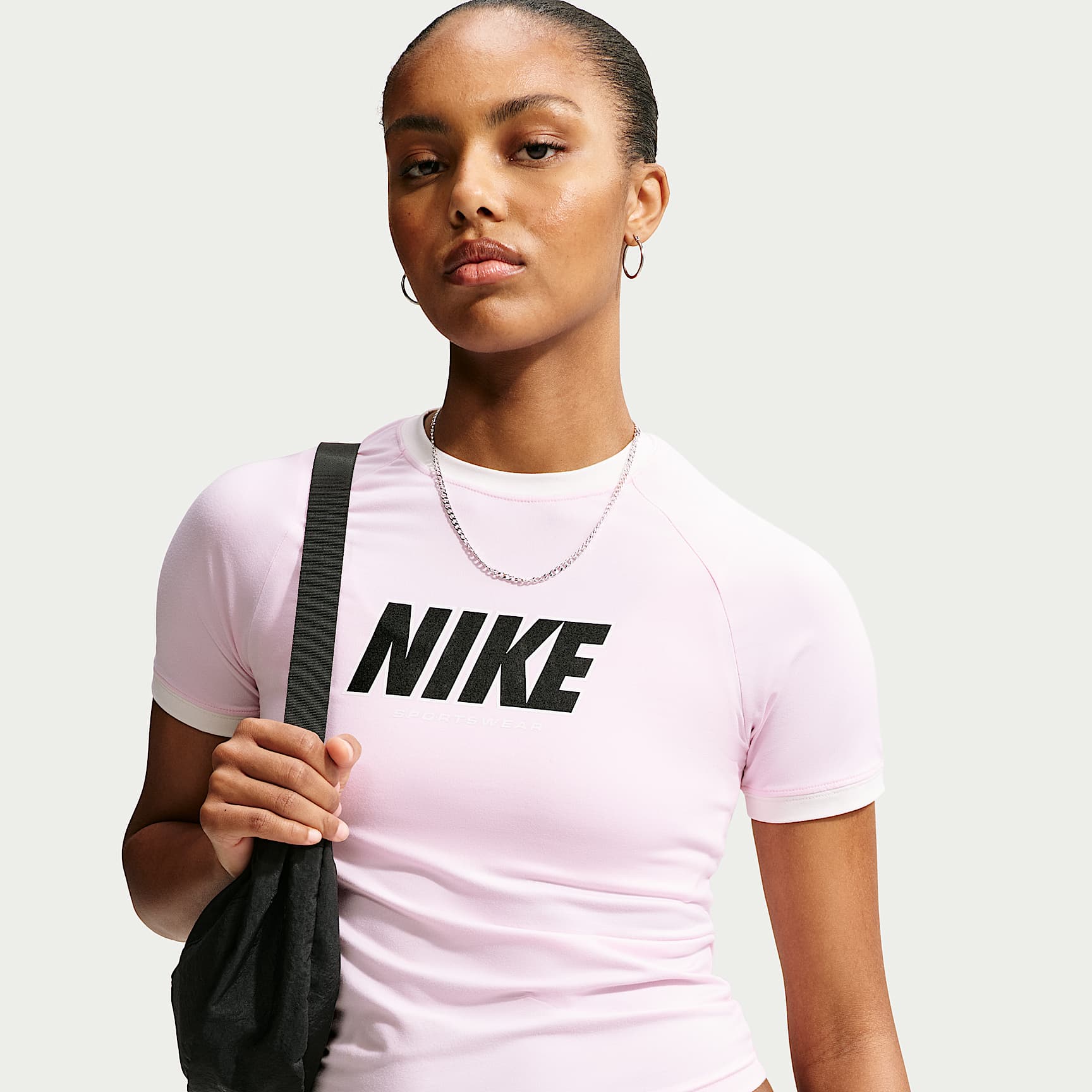 Nike Sportswear Women's Fitted T-Shirt